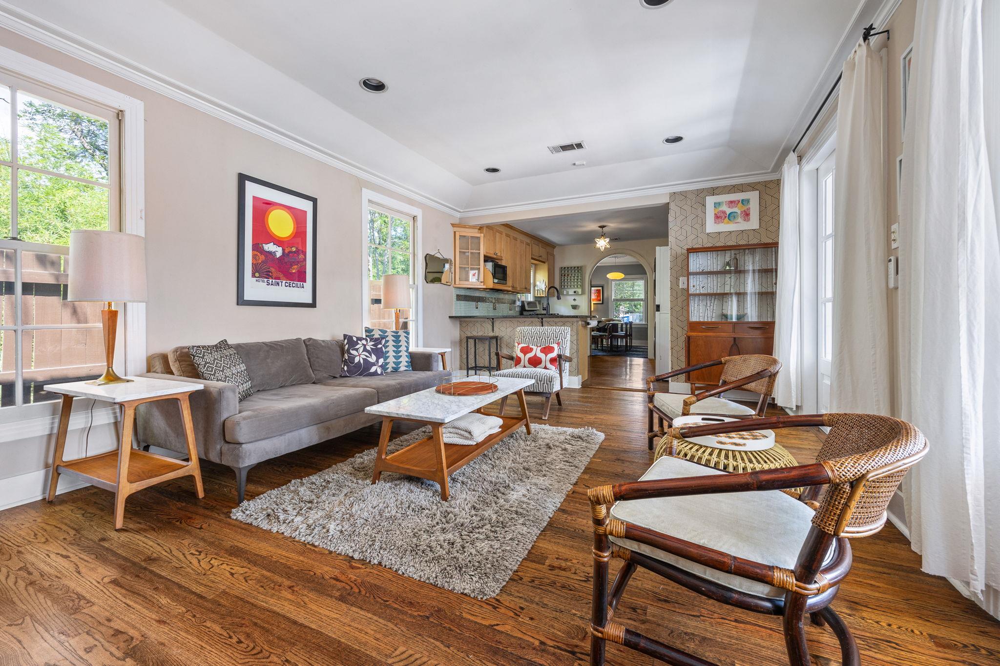 305 E 50th St, Austin, TX 78751