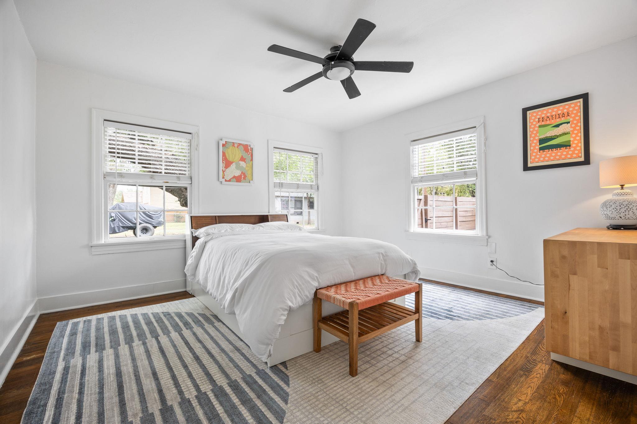 305 E 50th St, Austin, TX 78751