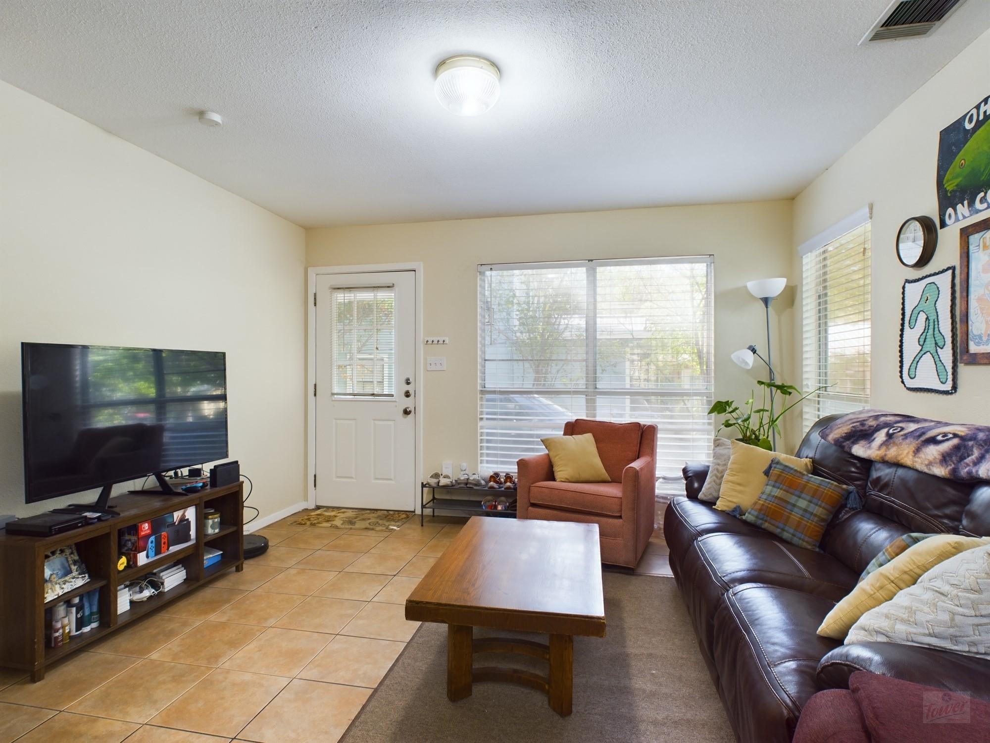 4521 Avenue F Ave # B, Austin, TX 78751