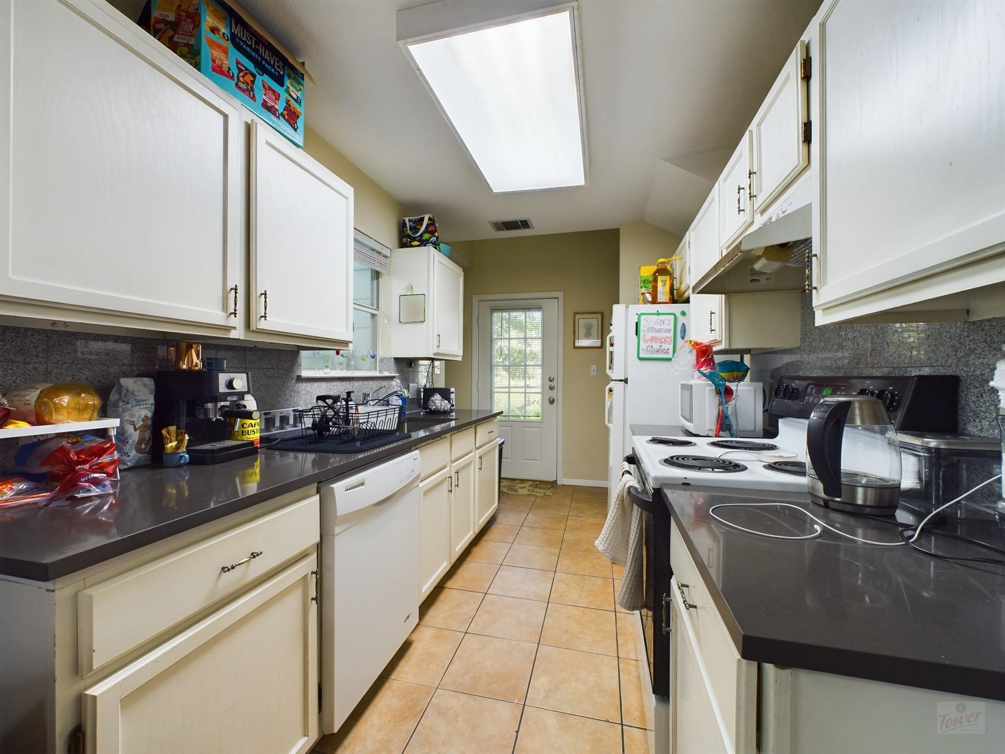 4521 Avenue F Ave # B, Austin, TX 78751