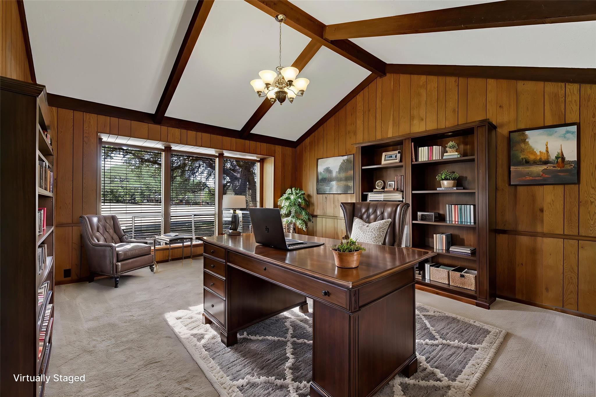 909 Palomino Ln, San Marcos, TX 78666