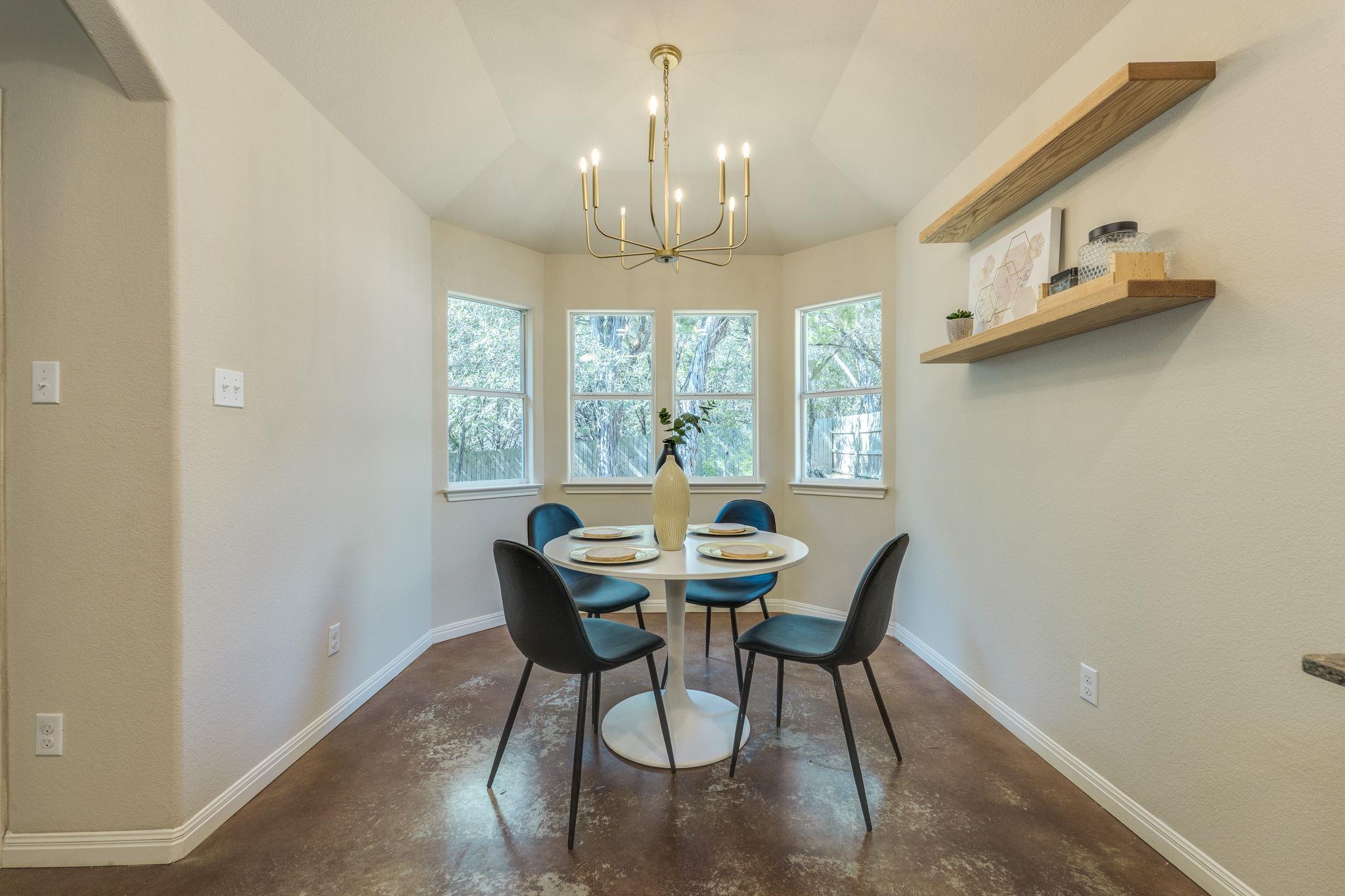 37 Pleasant Valley Rd, Wimberley, TX 78676