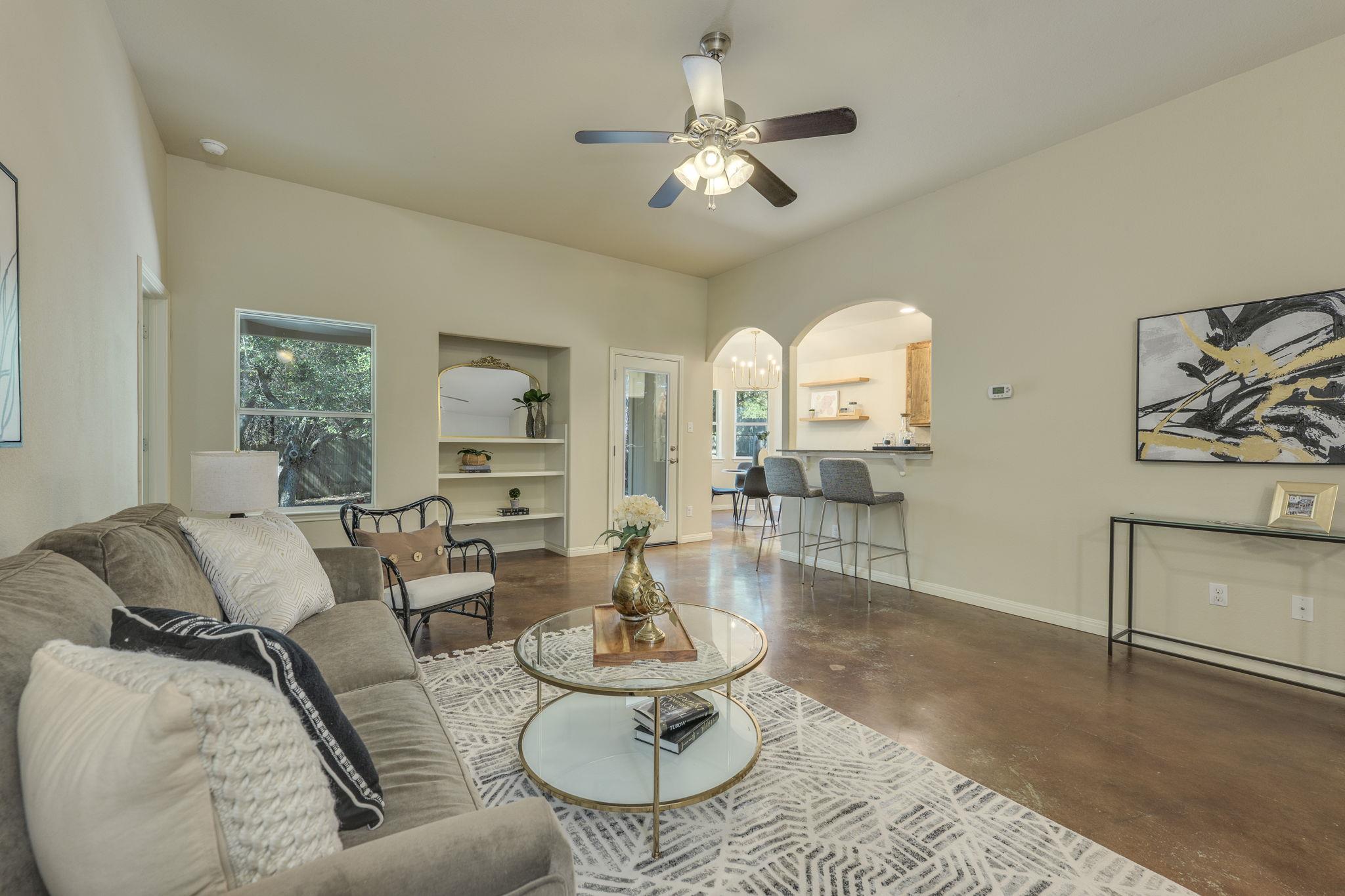 37 Pleasant Valley Rd, Wimberley, TX 78676