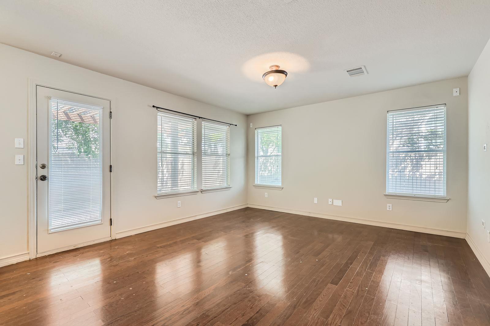 1714 Candelaria Mesa Dr, Round Rock, TX 78664