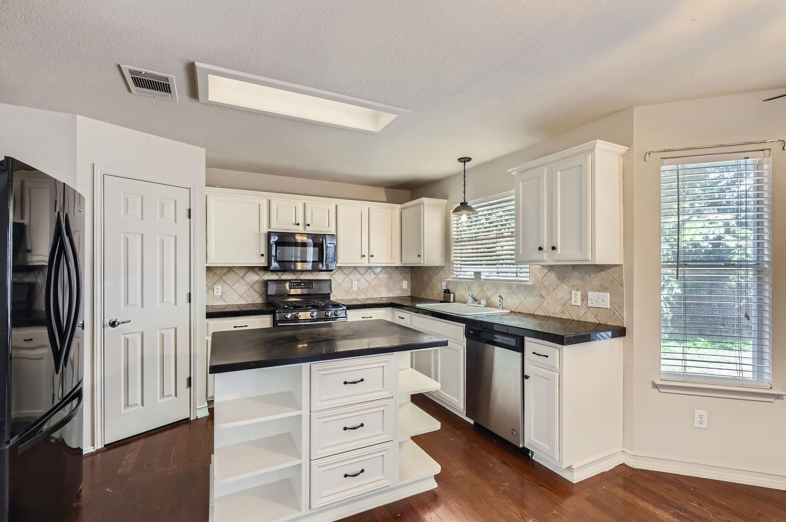 1714 Candelaria Mesa Dr, Round Rock, TX 78664