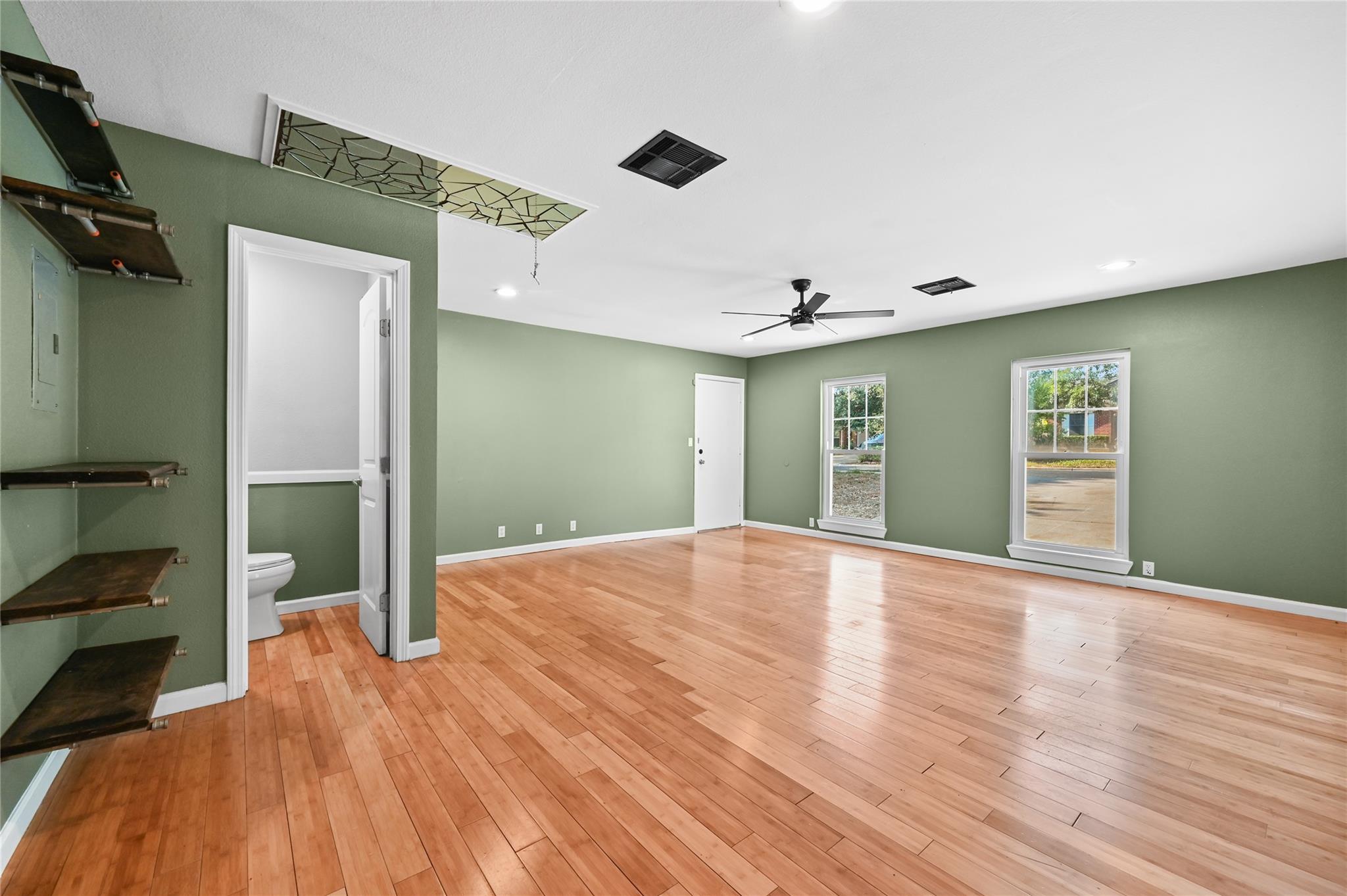 5304 China Berry Rd, Austin, TX 78744