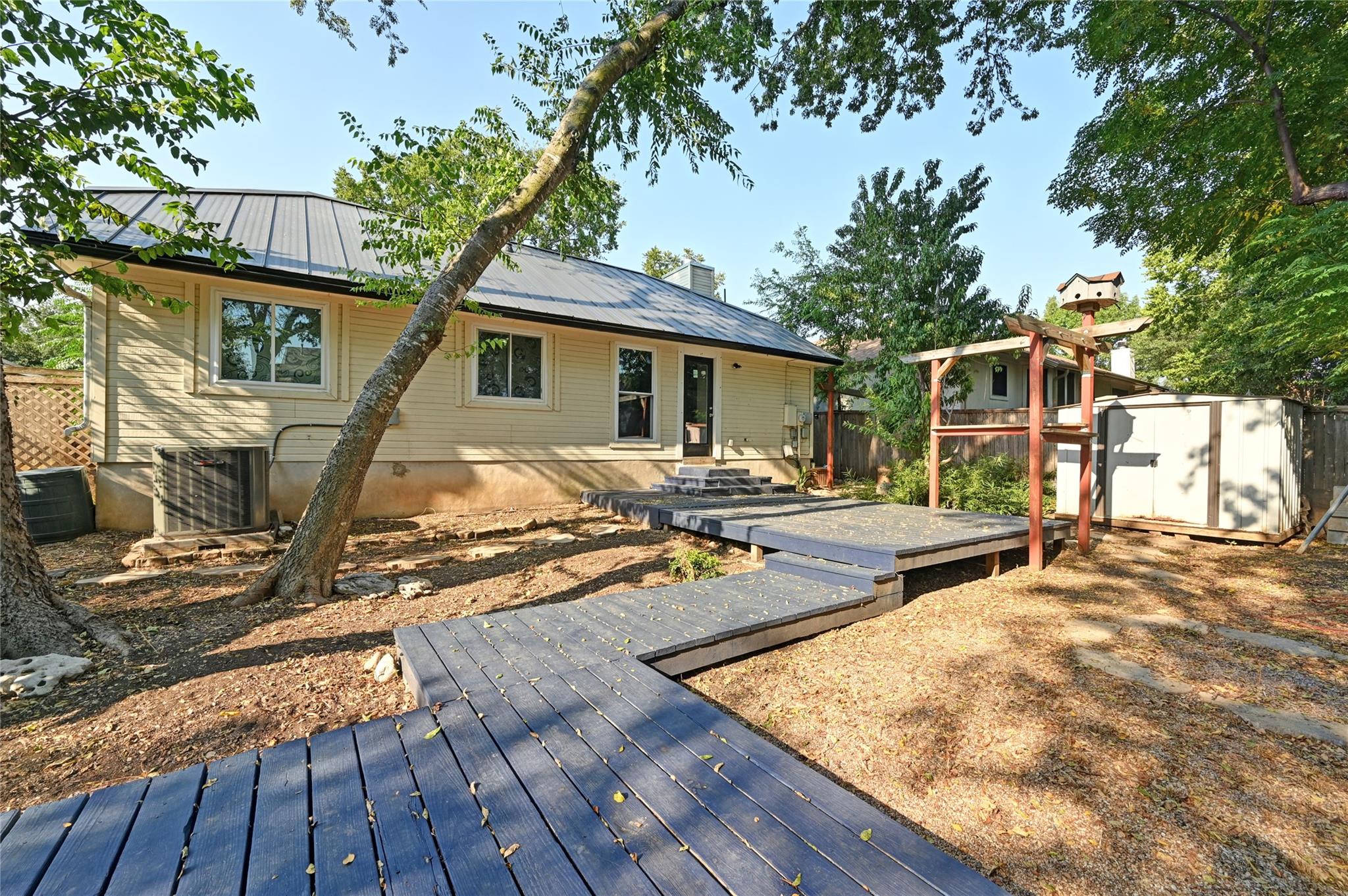 5304 China Berry Rd, Austin, TX 78744