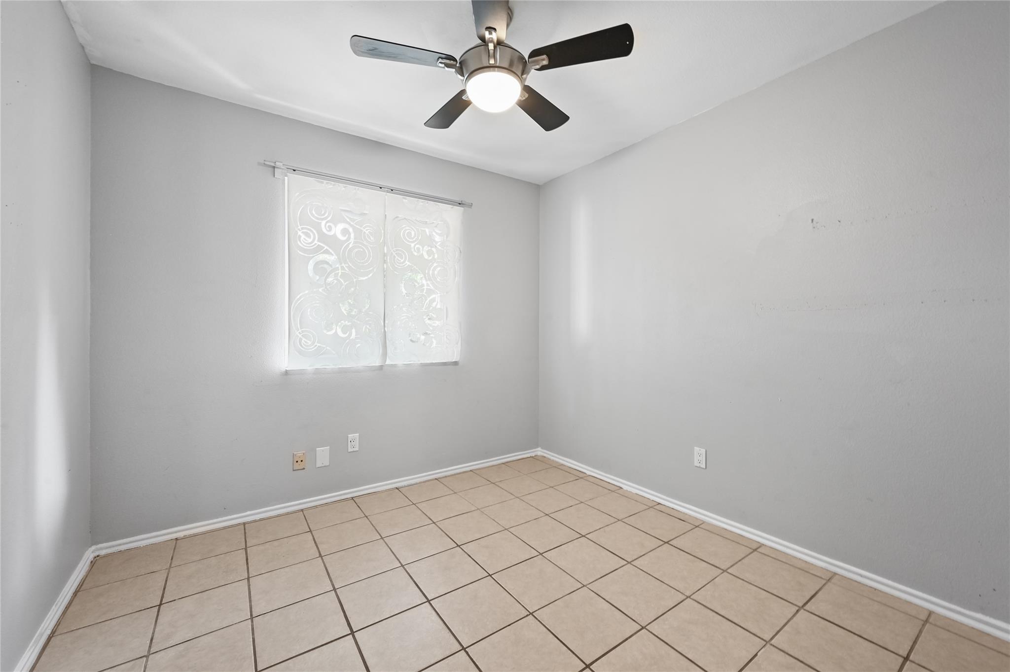 5304 China Berry Rd, Austin, TX 78744