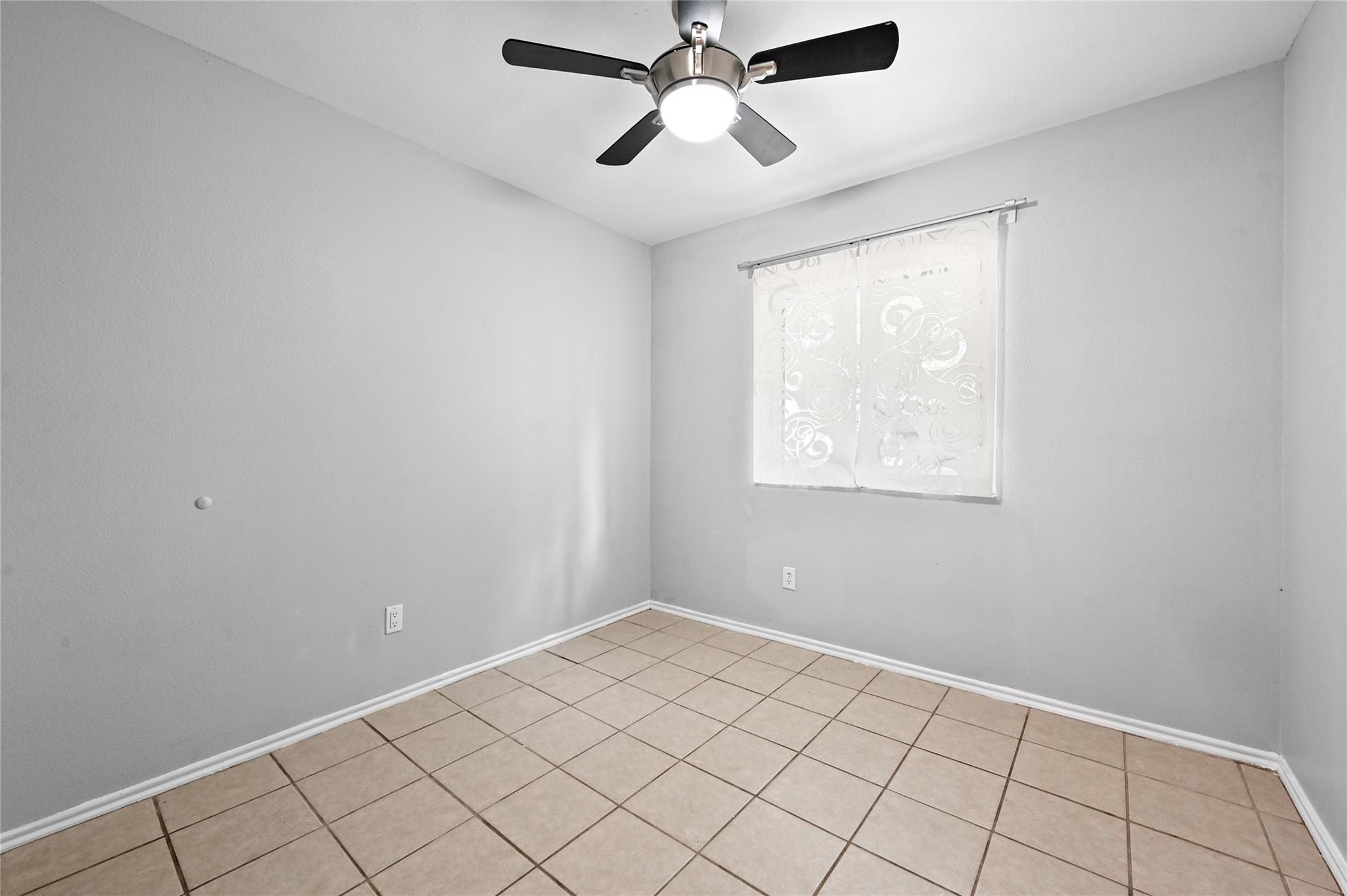 5304 China Berry Rd, Austin, TX 78744