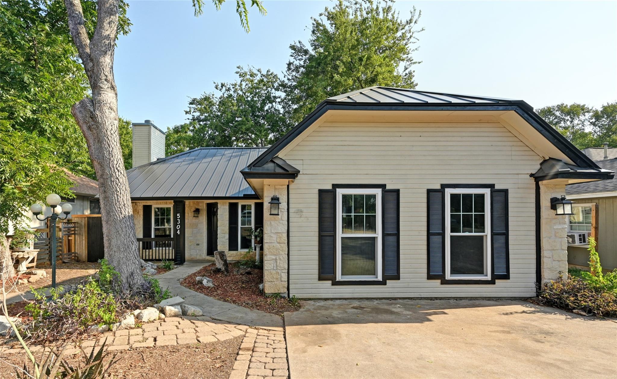 5304 China Berry Rd, Austin, TX 78744