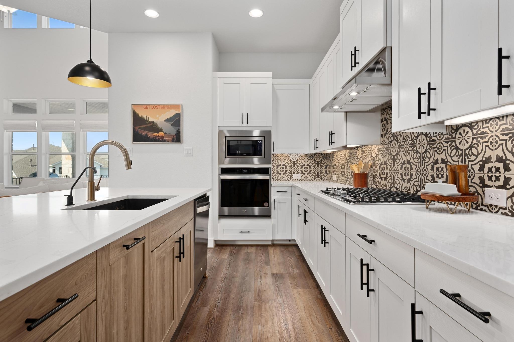 305 Avena Trl, Austin, TX 78738