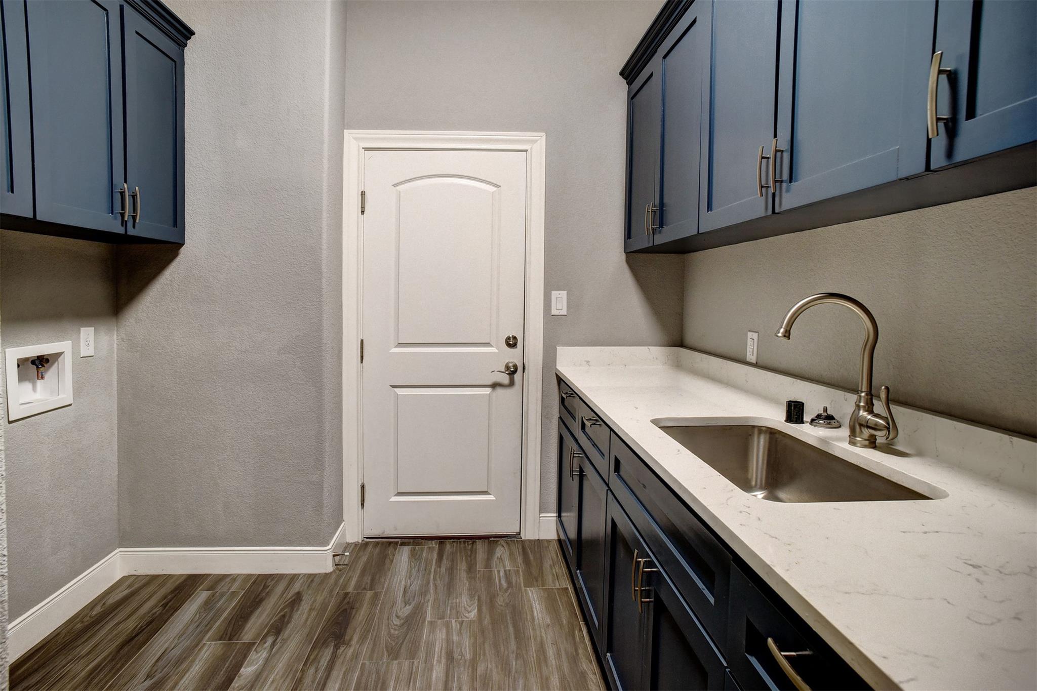 240 Keawakapu Dr, Bastrop, TX 78602