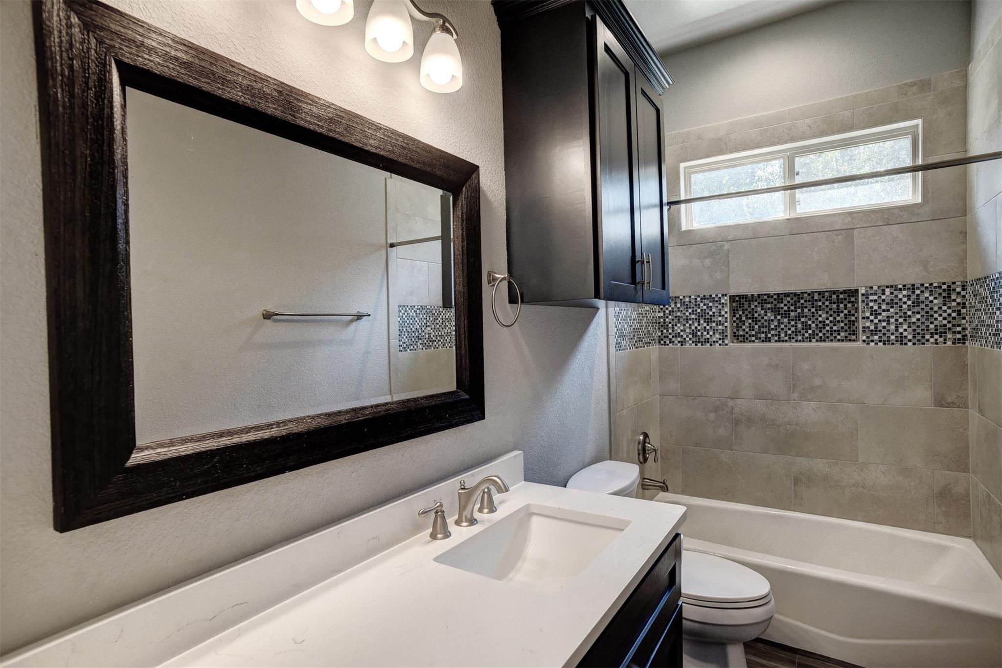 240 Keawakapu Dr, Bastrop, TX 78602