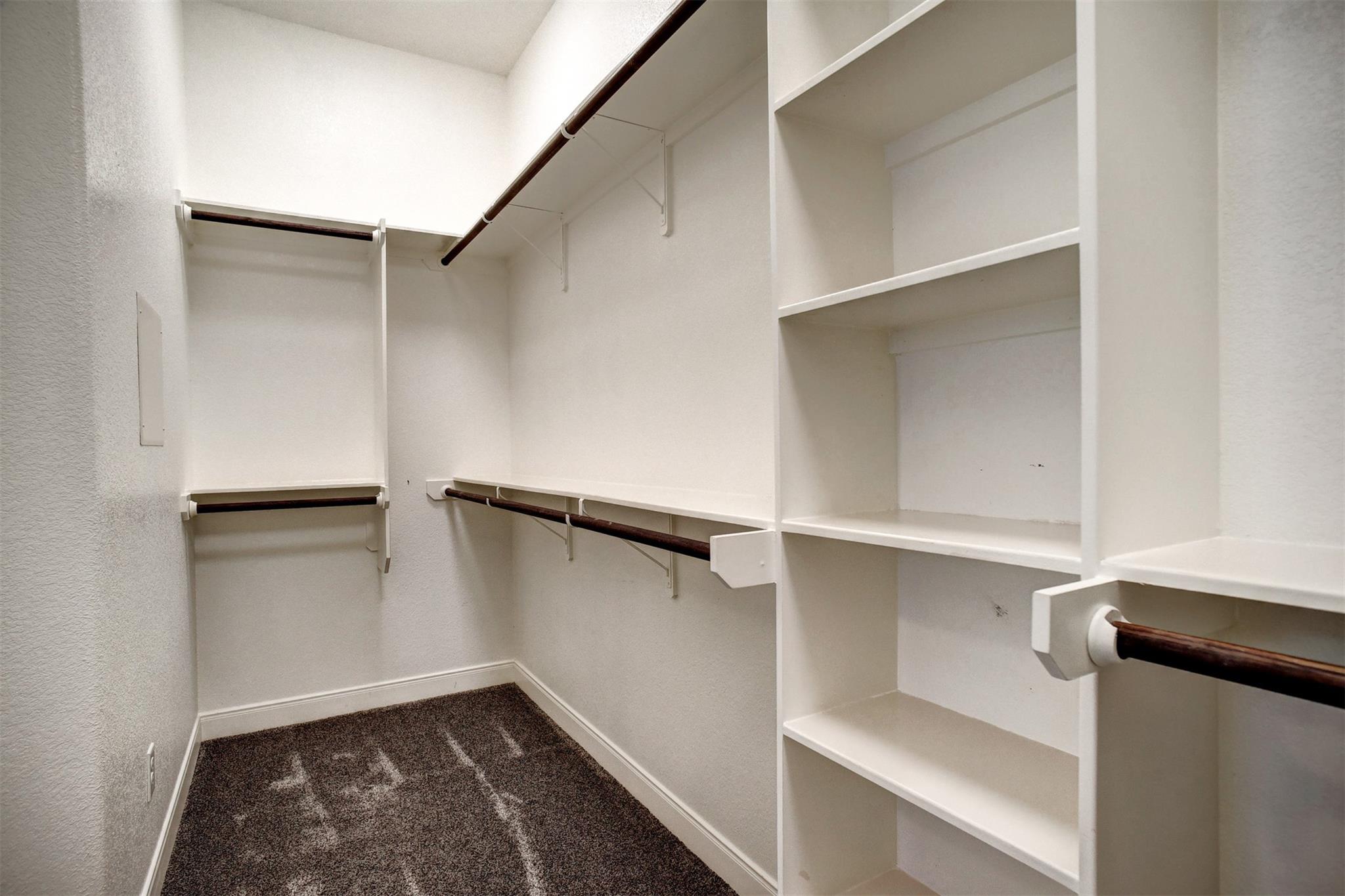 240 Keawakapu Dr, Bastrop, TX 78602