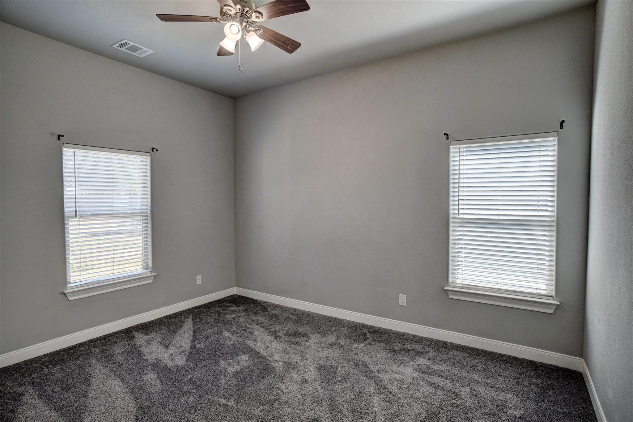 240 Keawakapu Dr, Bastrop, TX 78602