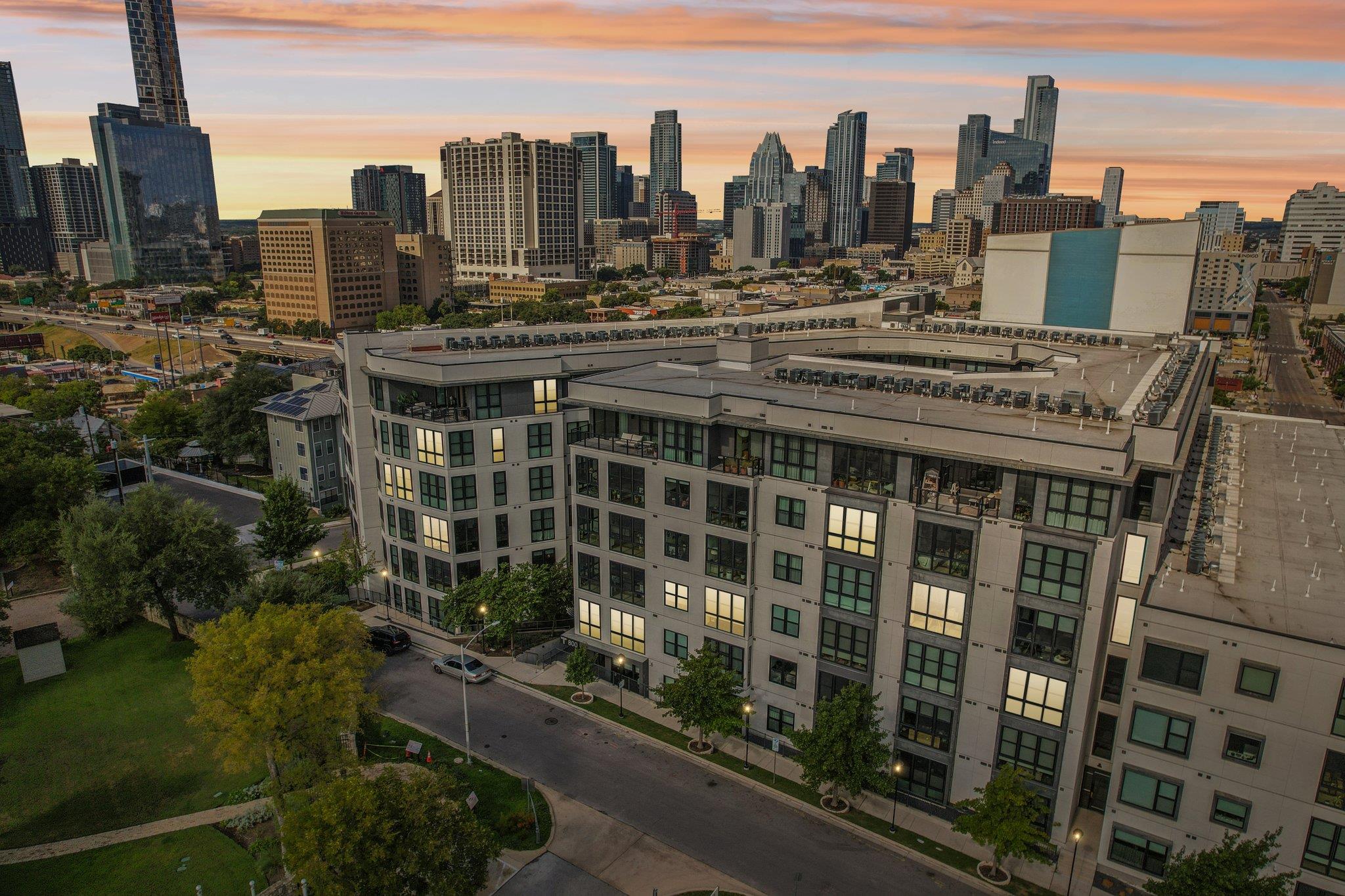 800 Embassy Dr # 429, Austin, TX 78702