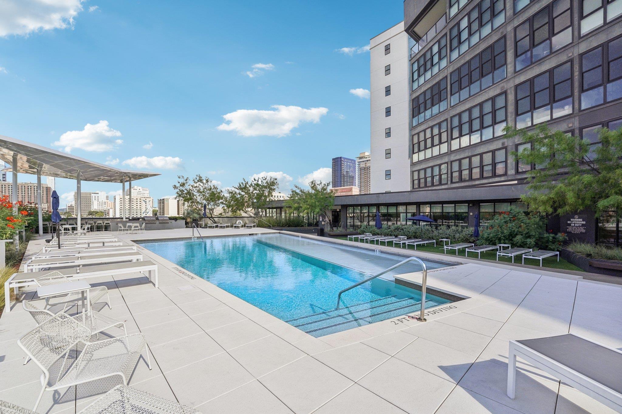 800 Embassy Dr # 429, Austin, TX 78702