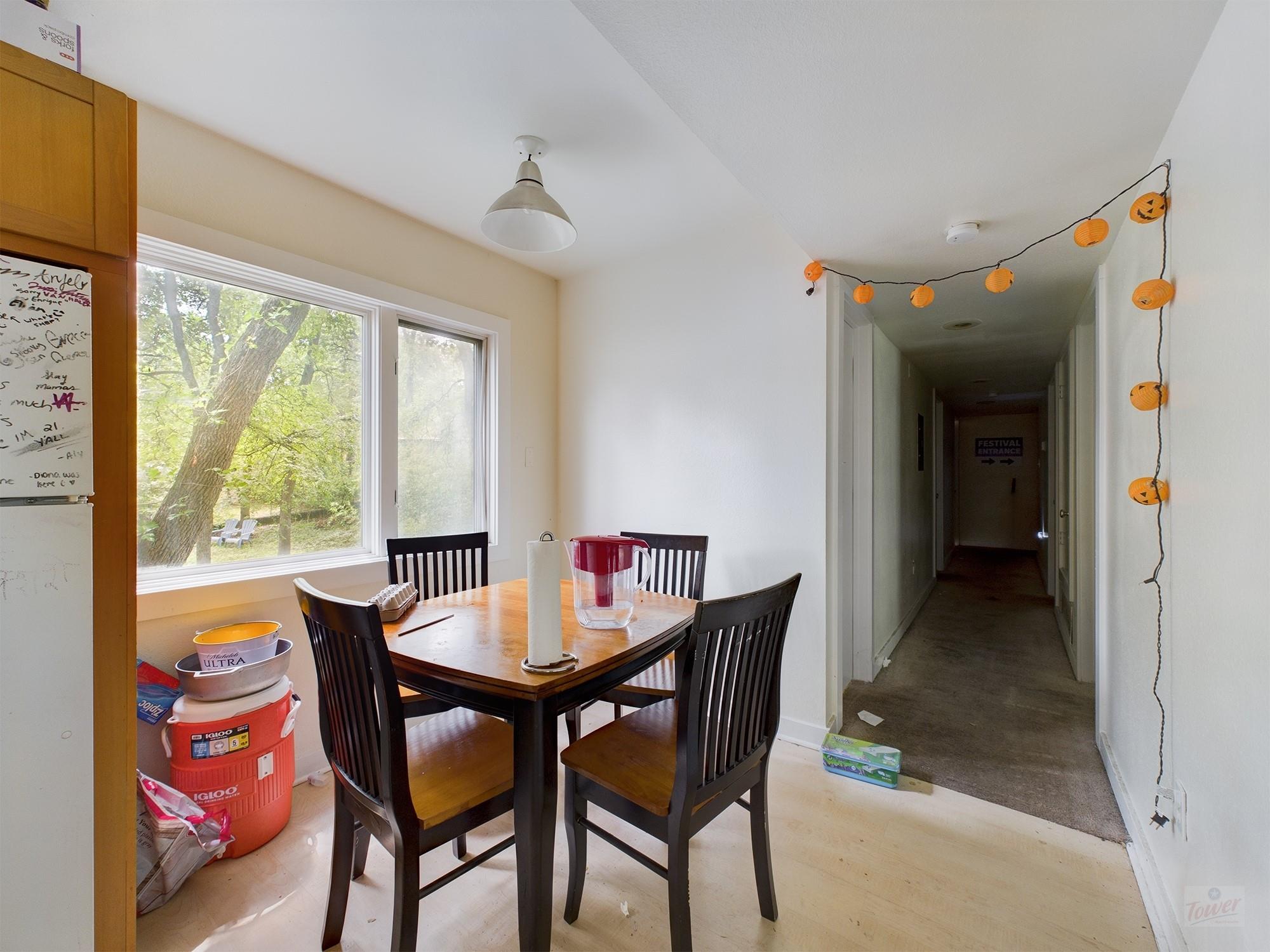 915 Keith Ln # 104, Austin, TX 78705