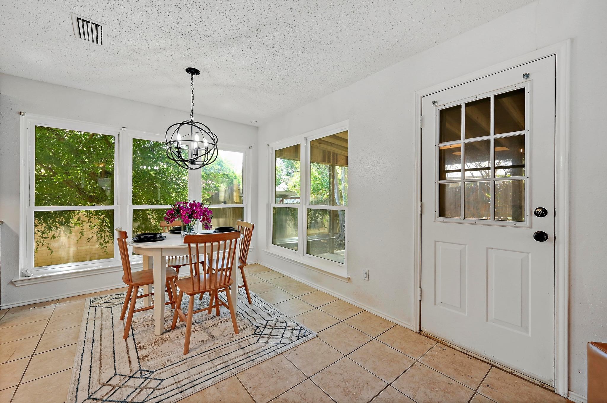 11601 Forest Rain, Live Oak, TX 78233