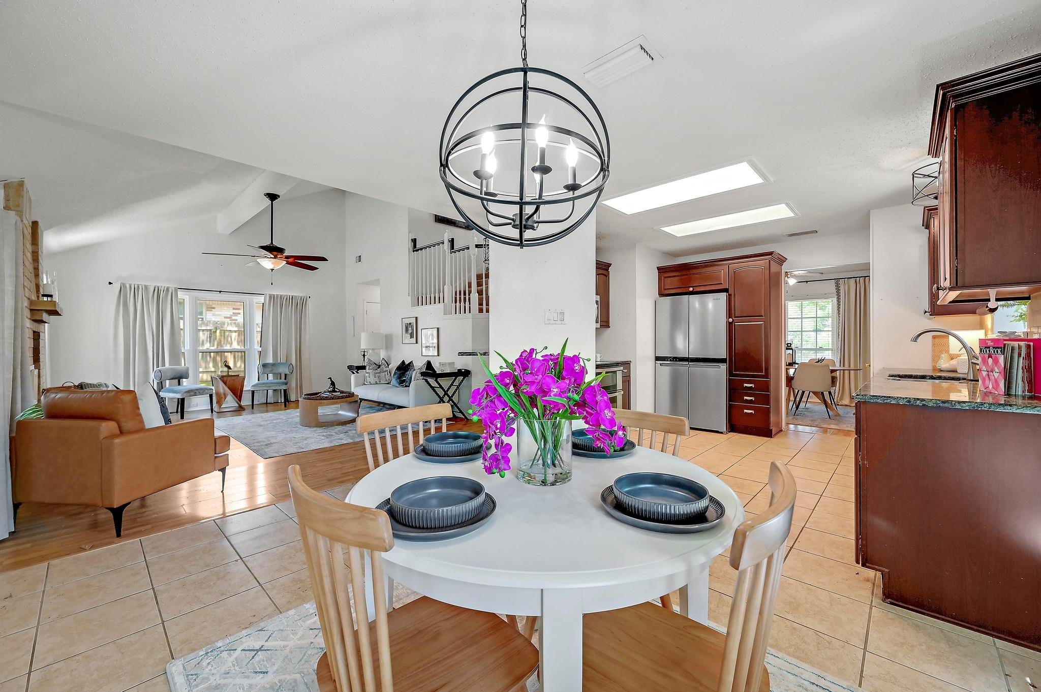 11601 Forest Rain, Live Oak, TX 78233