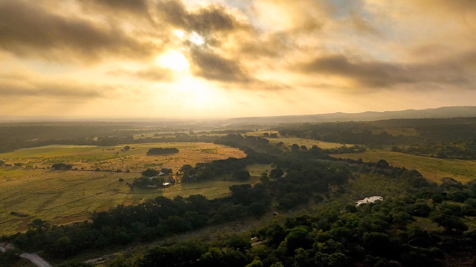 3067 Ranch Road 1888, Blanco, TX 78606