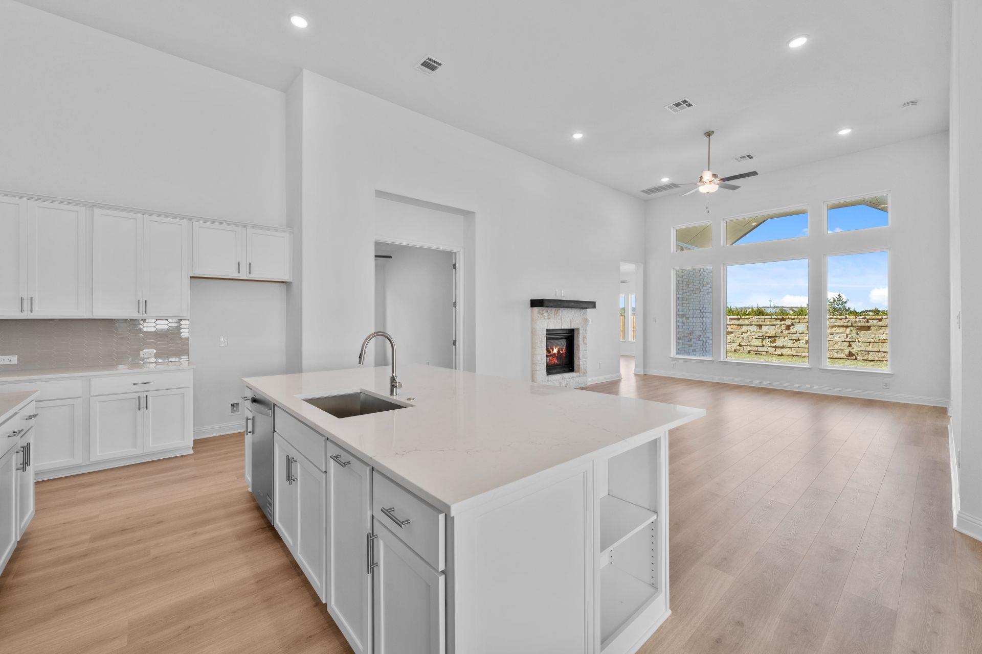 1005 Ellensburg Dr, Georgetown, TX 78633