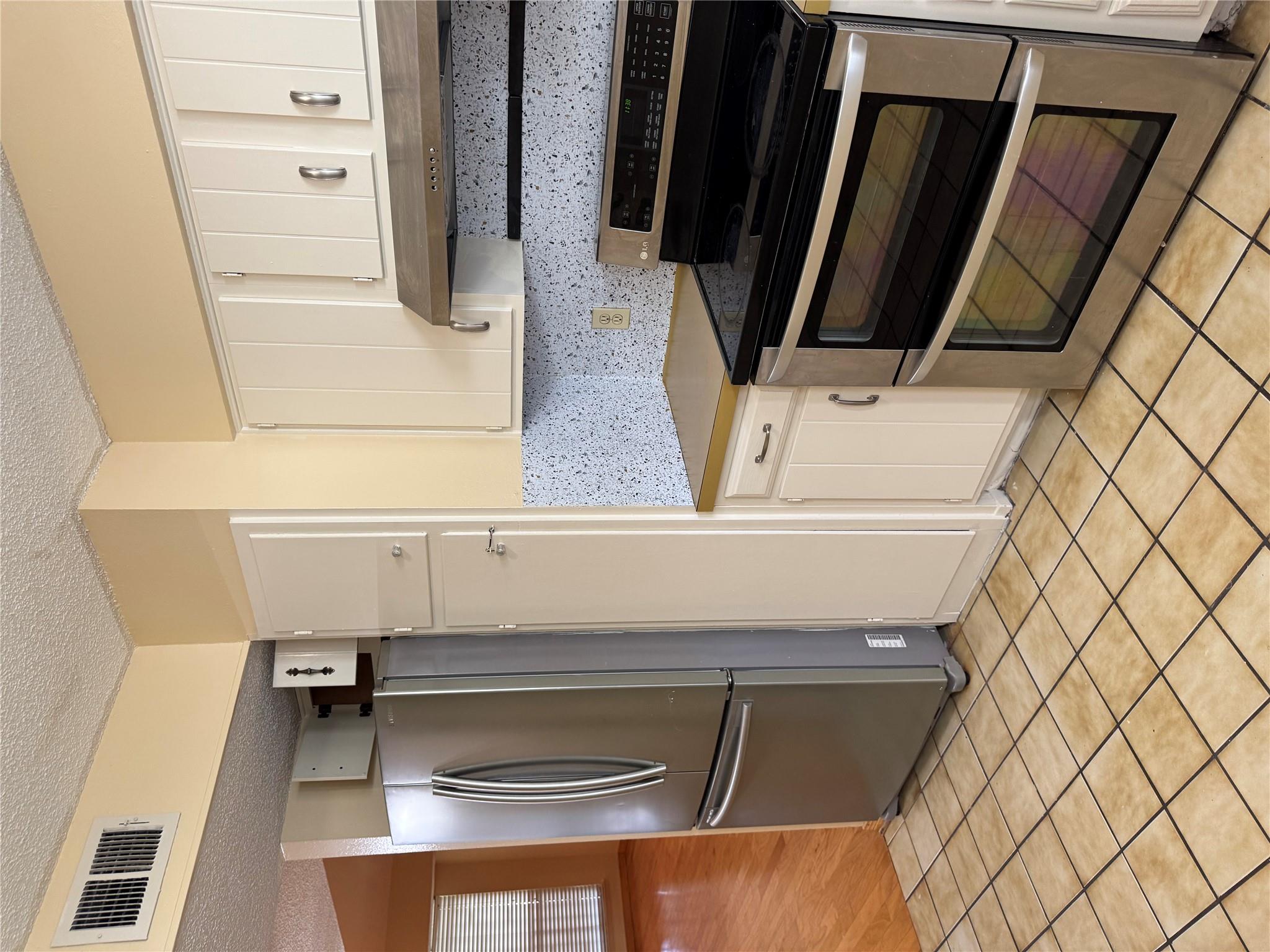 1748 Timberwood Dr, Austin, TX 78741