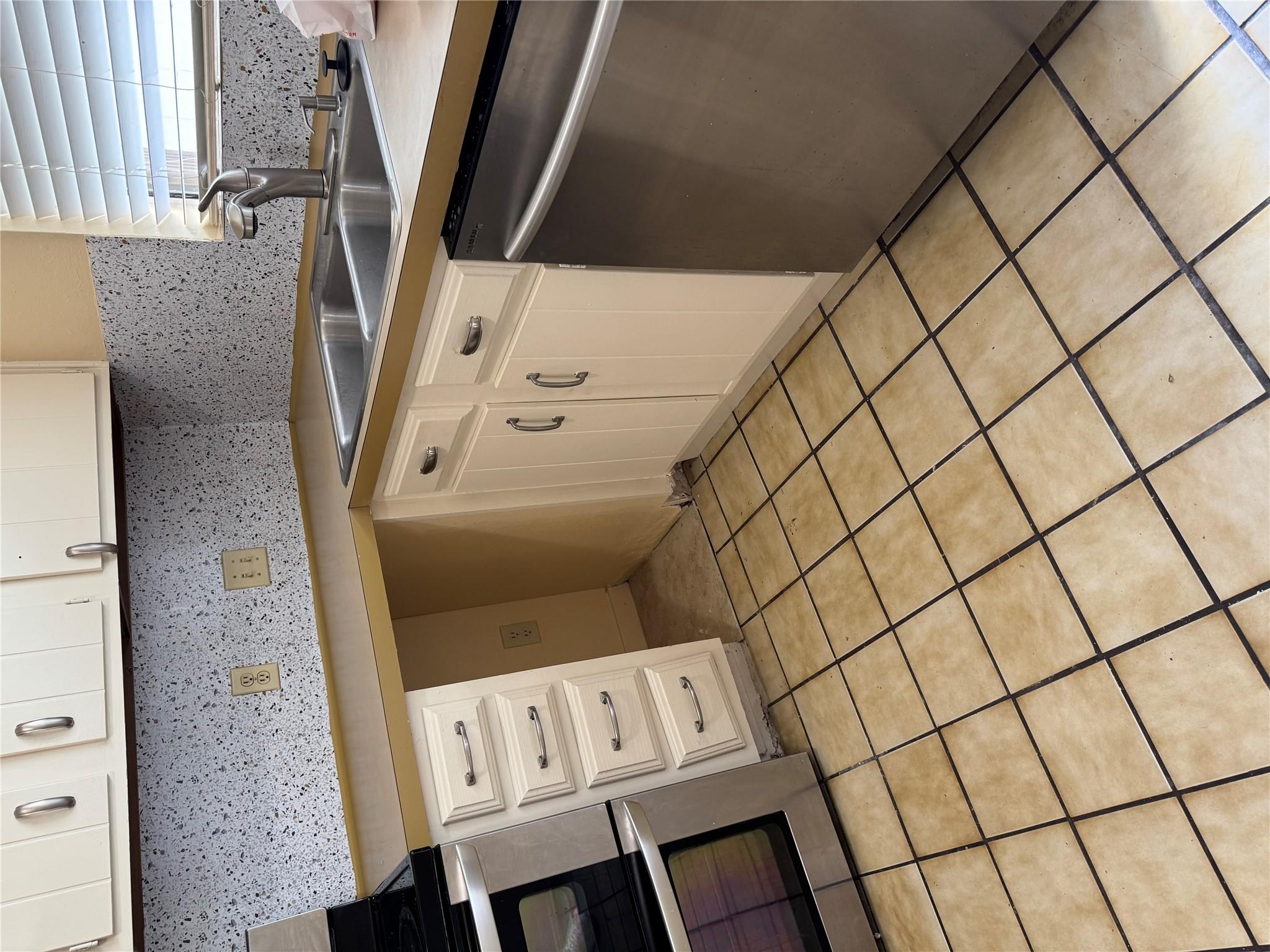 1748 Timberwood Dr, Austin, TX 78741