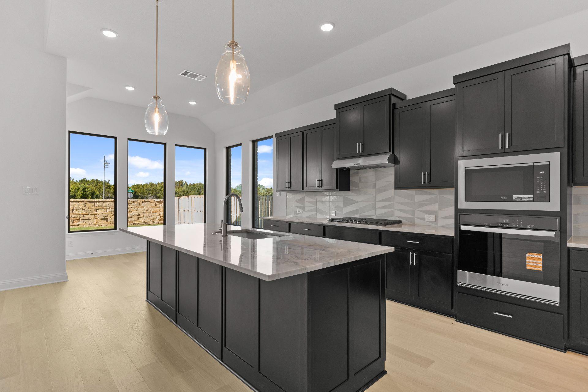 1105 Ellensburg Dr, Georgetown, TX 78633