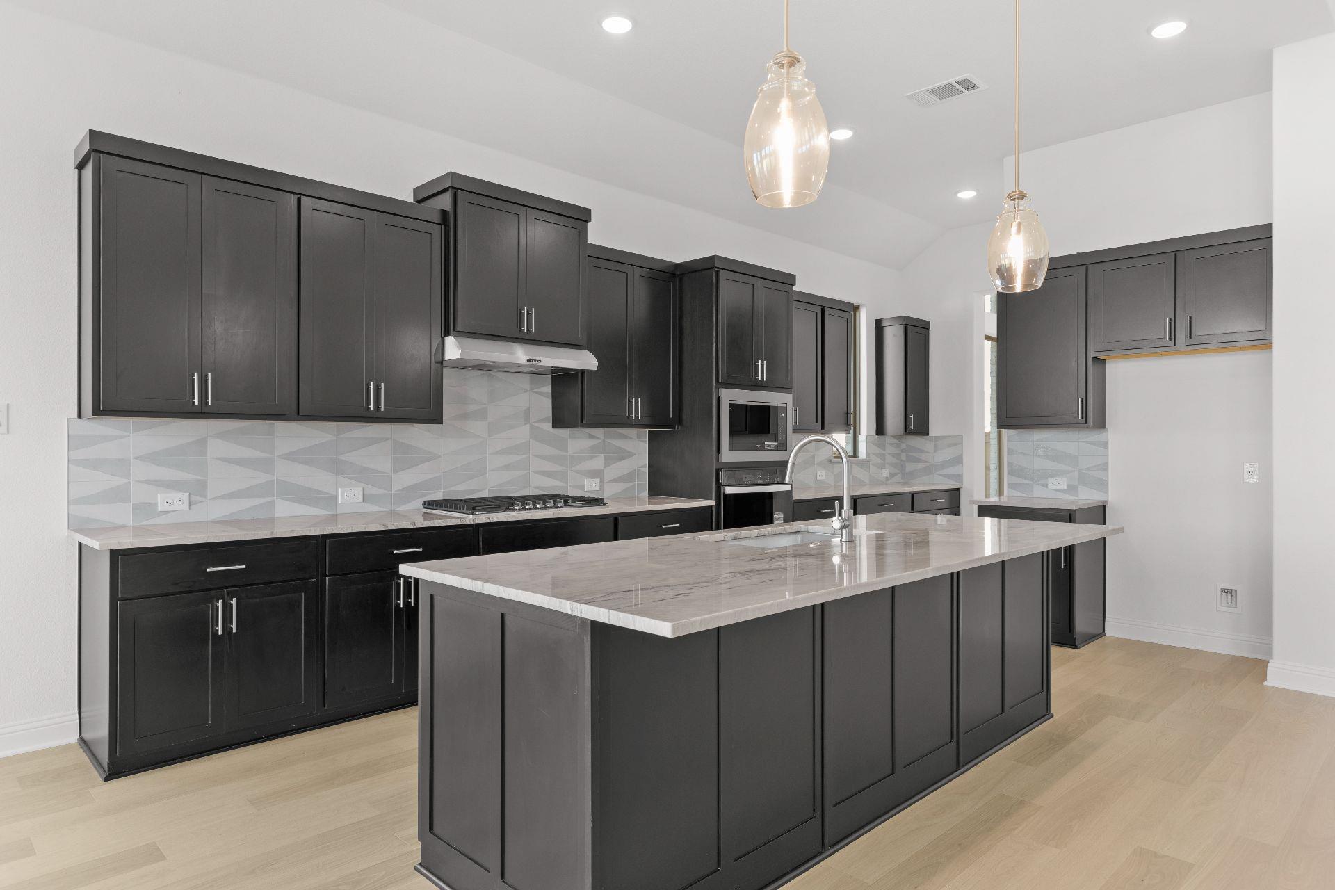 1105 Ellensburg Dr, Georgetown, TX 78633