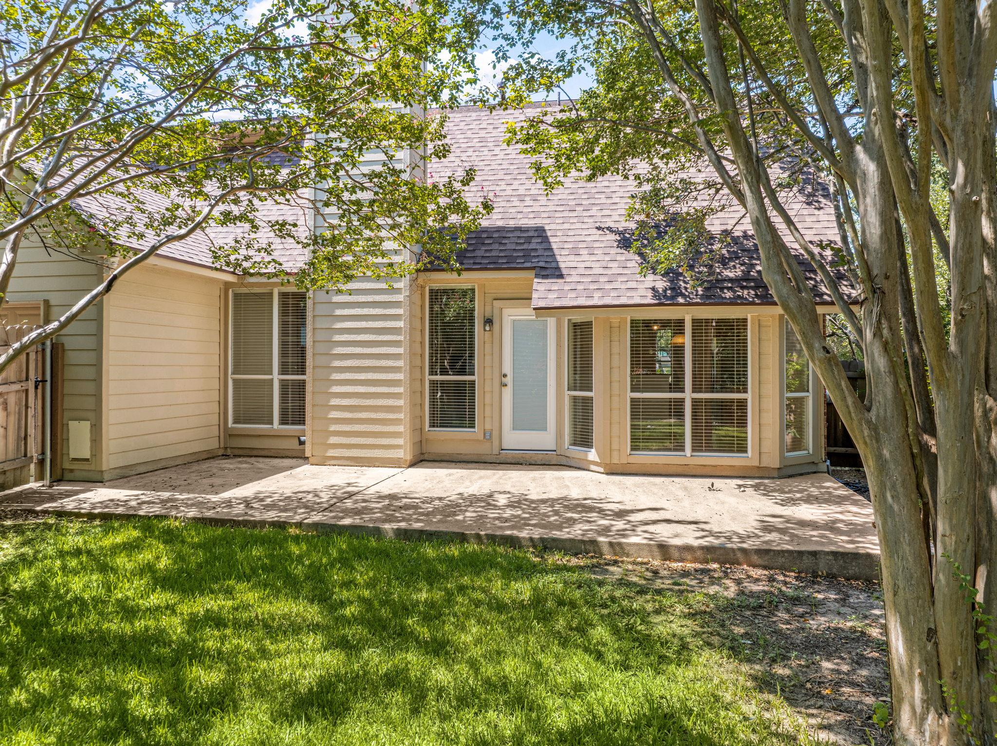 516 Oakwood Blvd, Round Rock, TX 78681