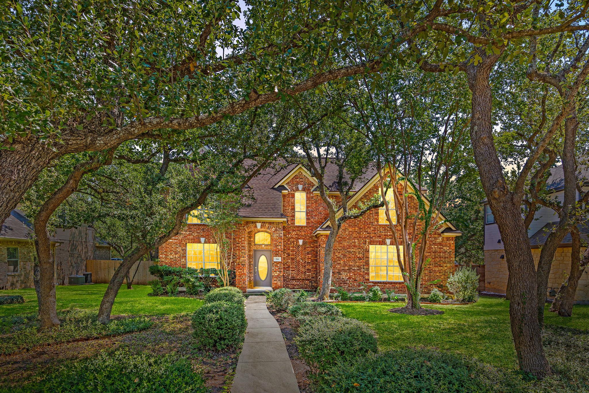 516 Oakwood Blvd, Round Rock, TX 78681