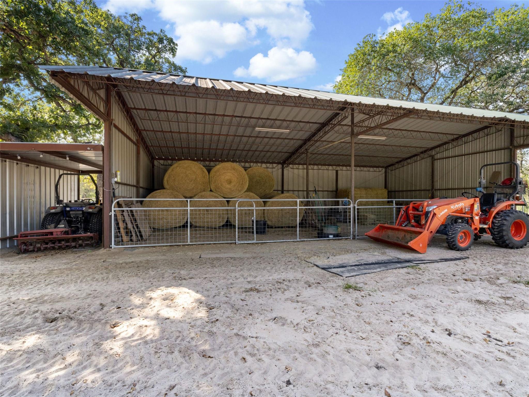 1010 Wild Flower, Floresville, TX 78114