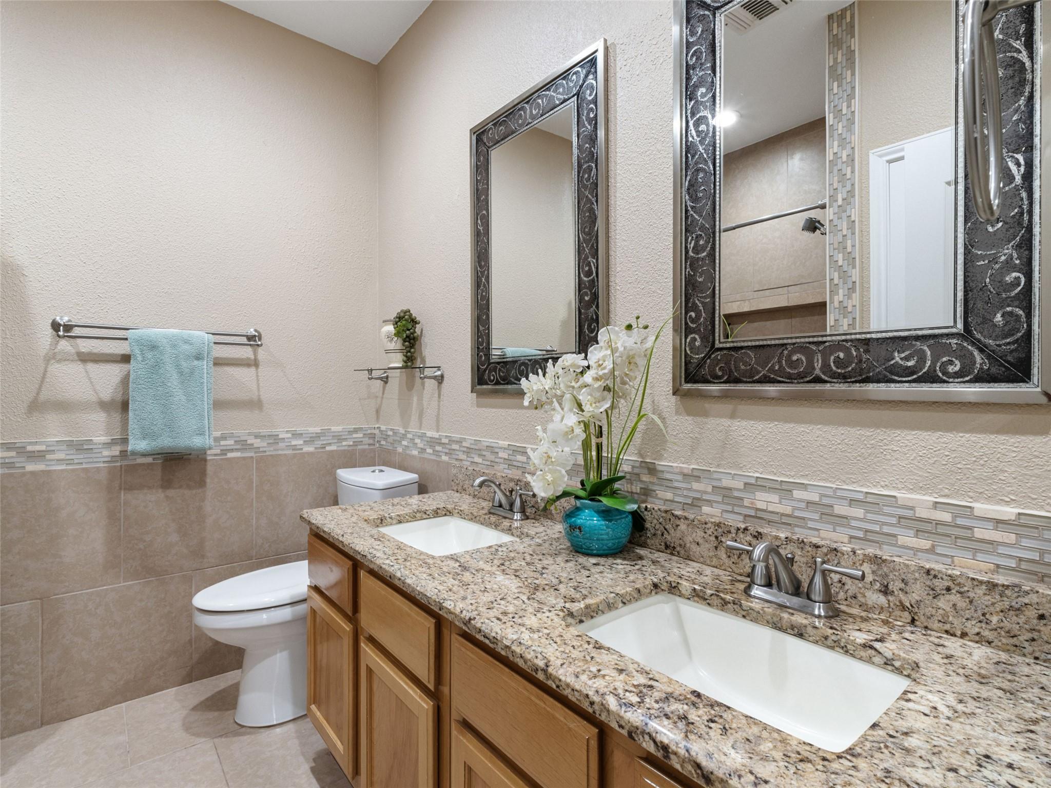 1010 Wild Flower, Floresville, TX 78114