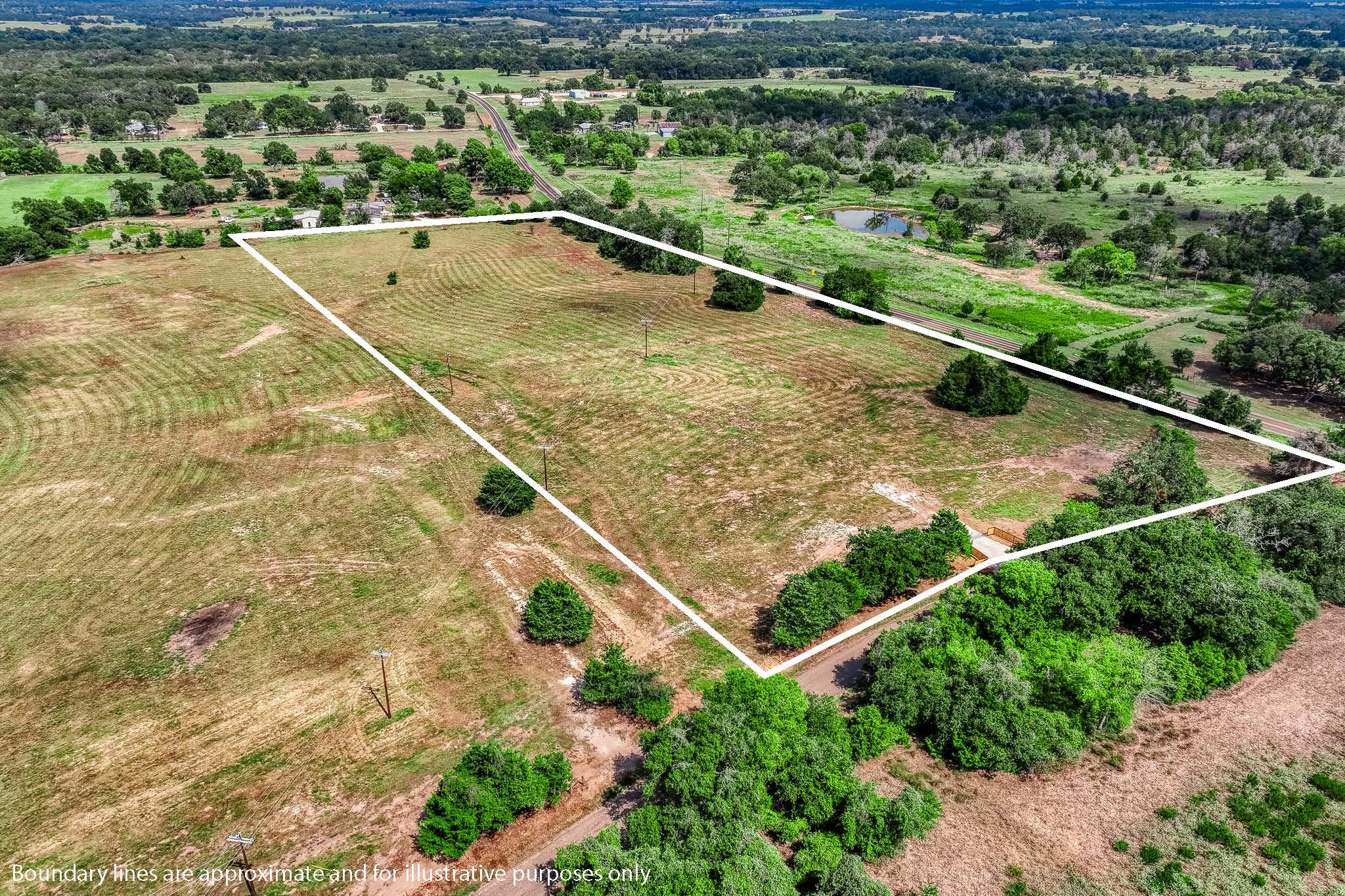 8753 County Road 324, Caldwell, TX 77836
