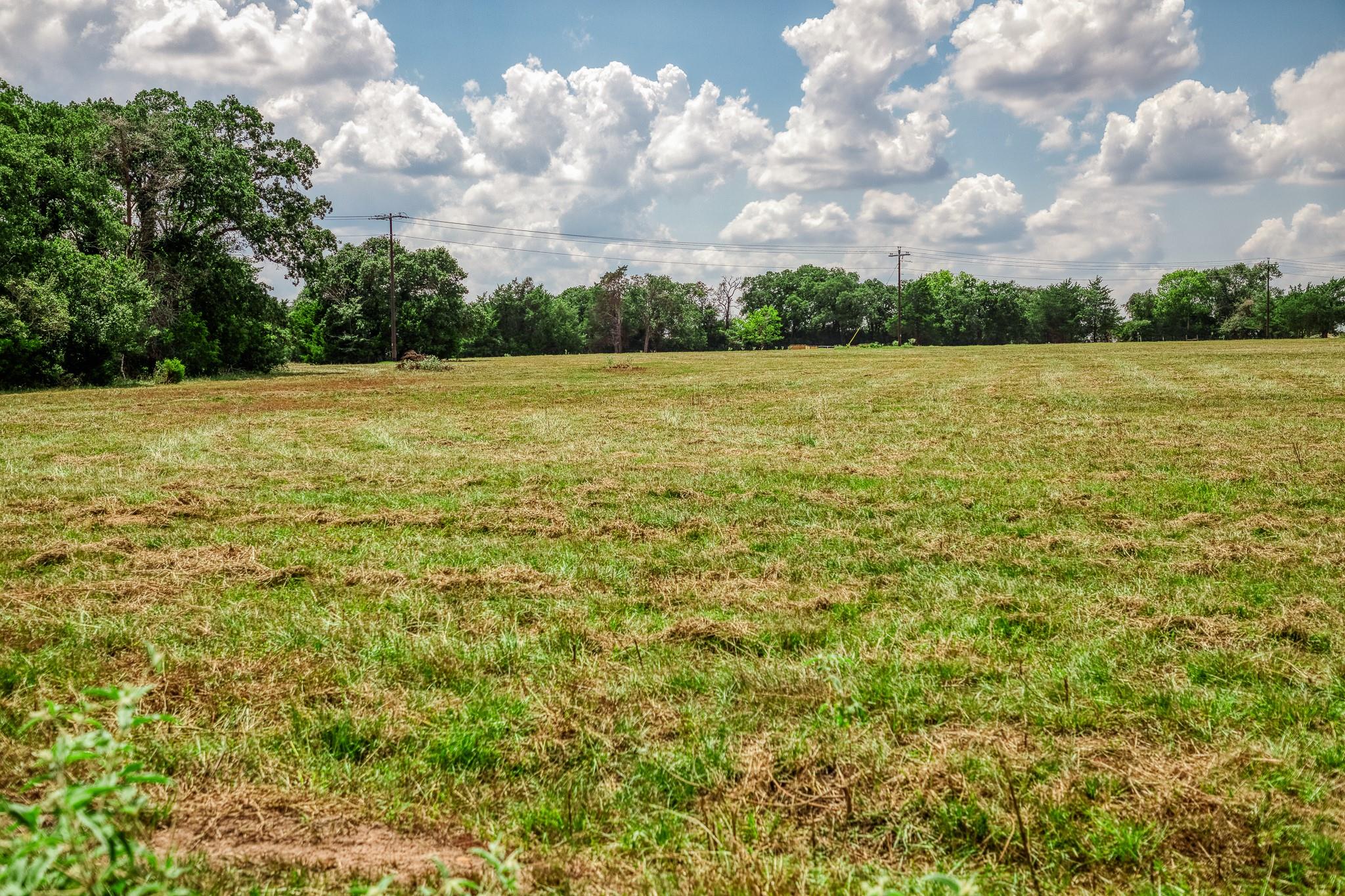8753 County Road 324, Caldwell, TX 77836
