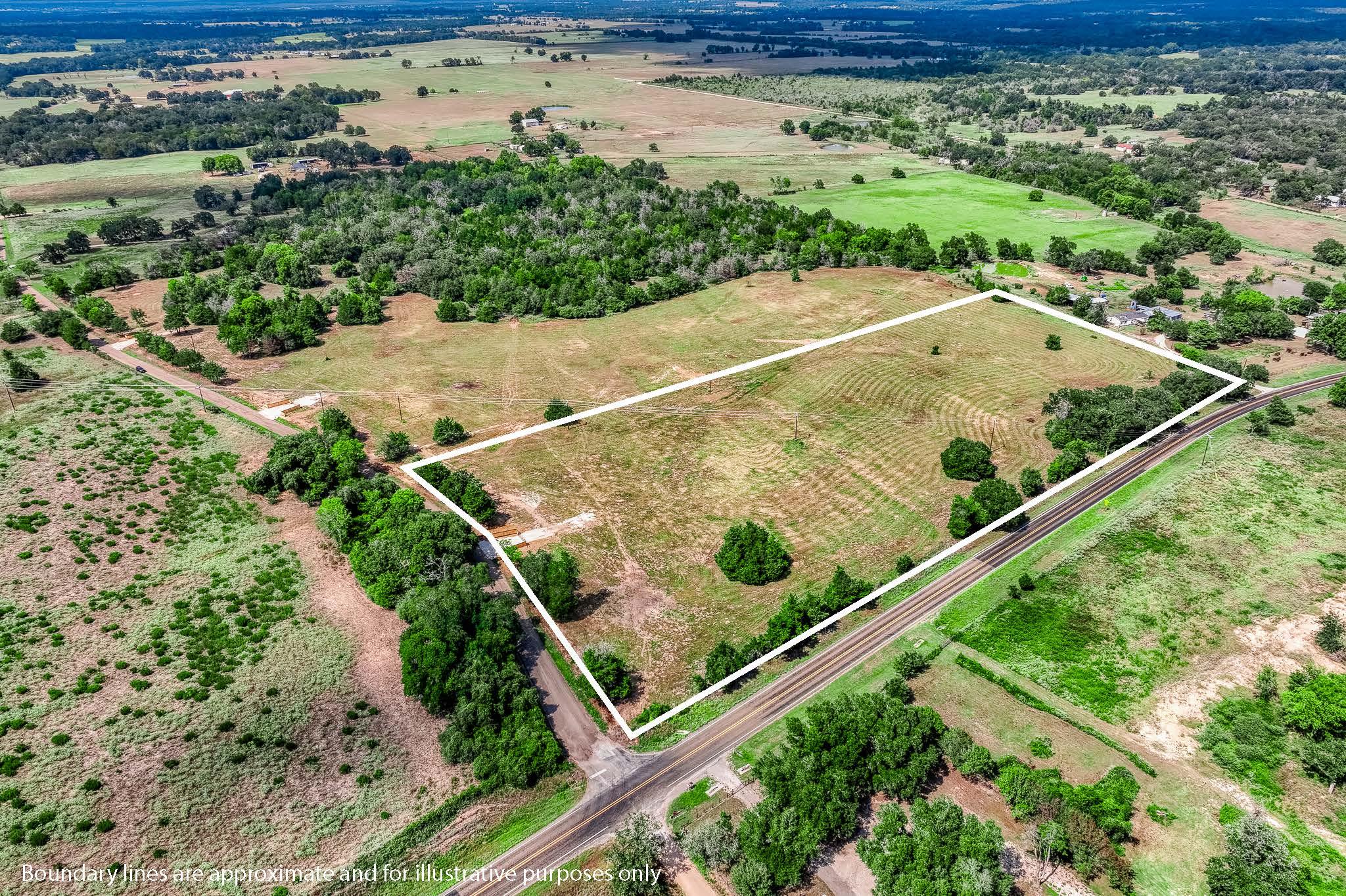 8753 County Road 324, Caldwell, TX 77836
