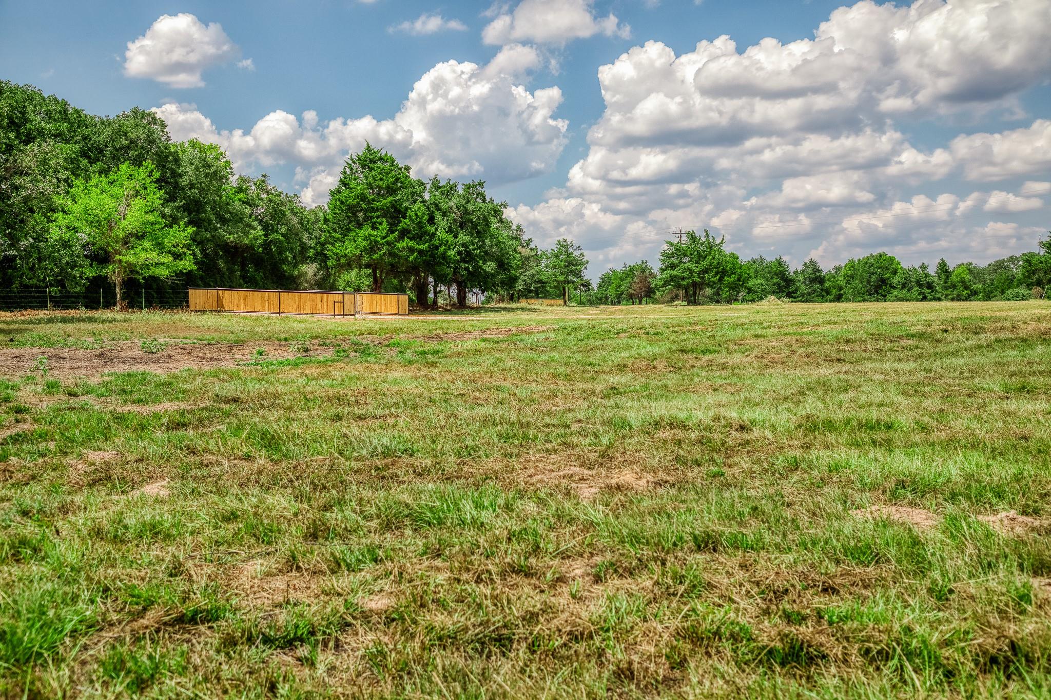 8753 County Road 324, Caldwell, TX 77836