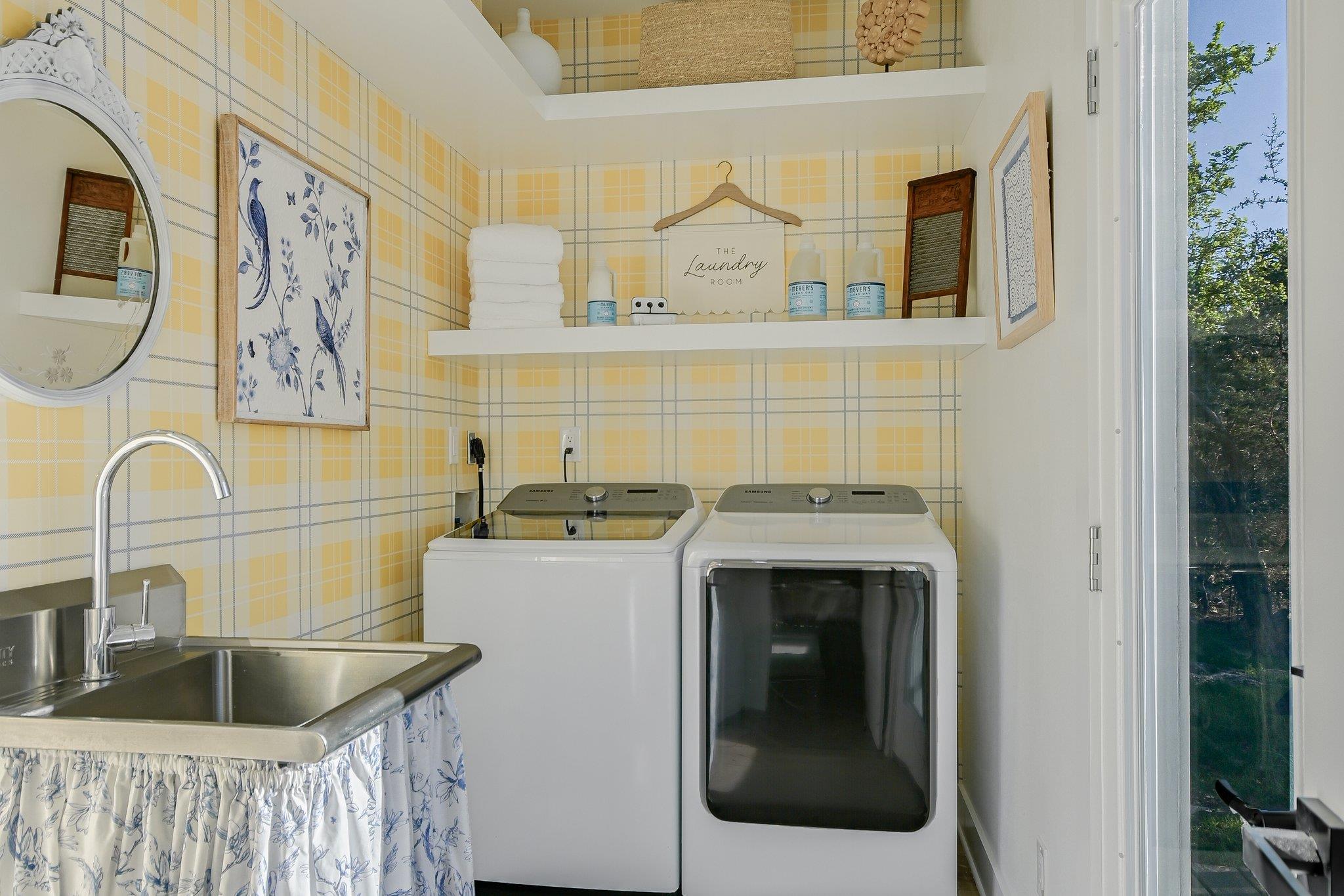 335 Deer Creek Dr, San Marcos, TX 78666