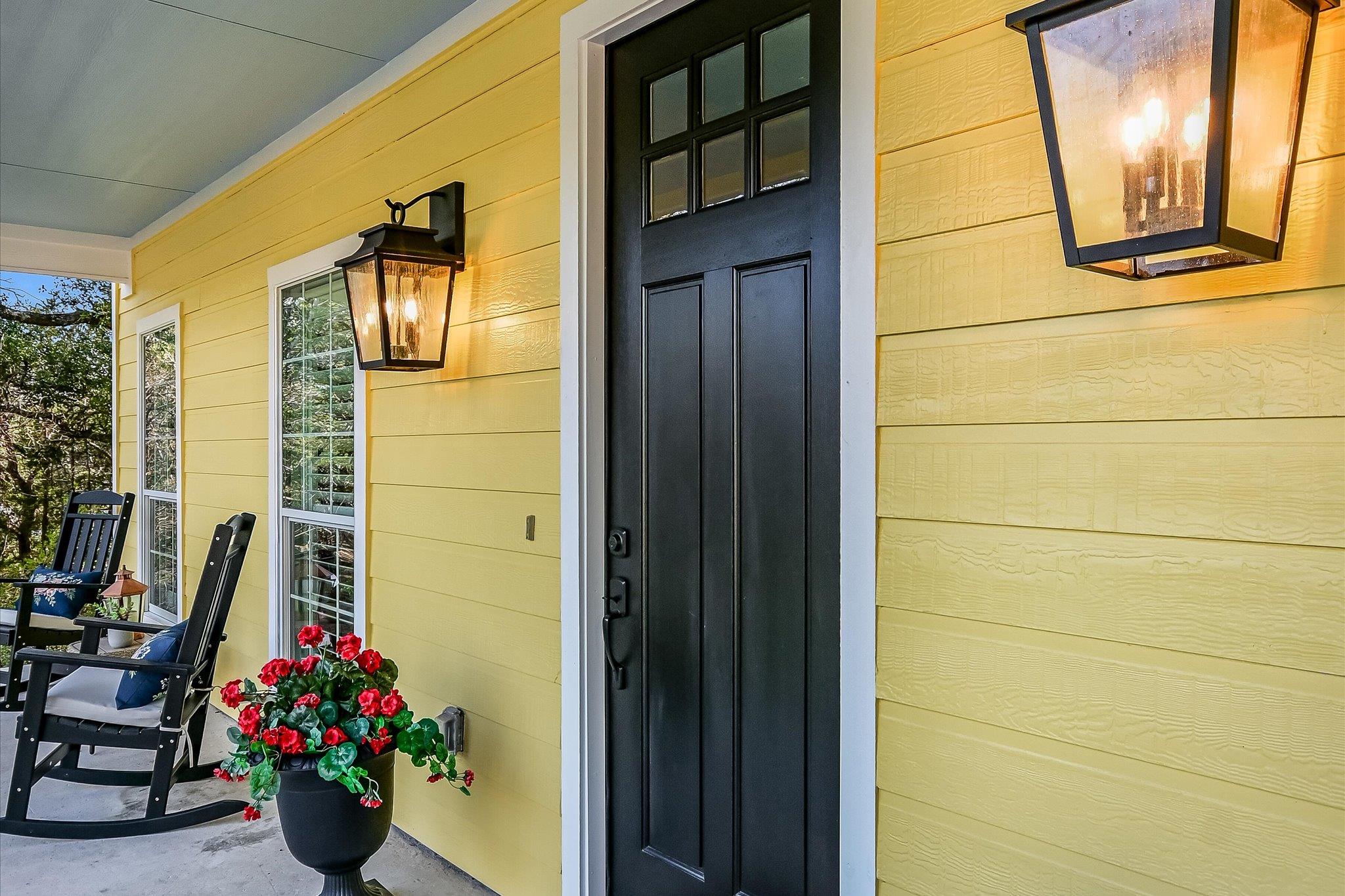 335 Deer Creek Dr, San Marcos, TX 78666