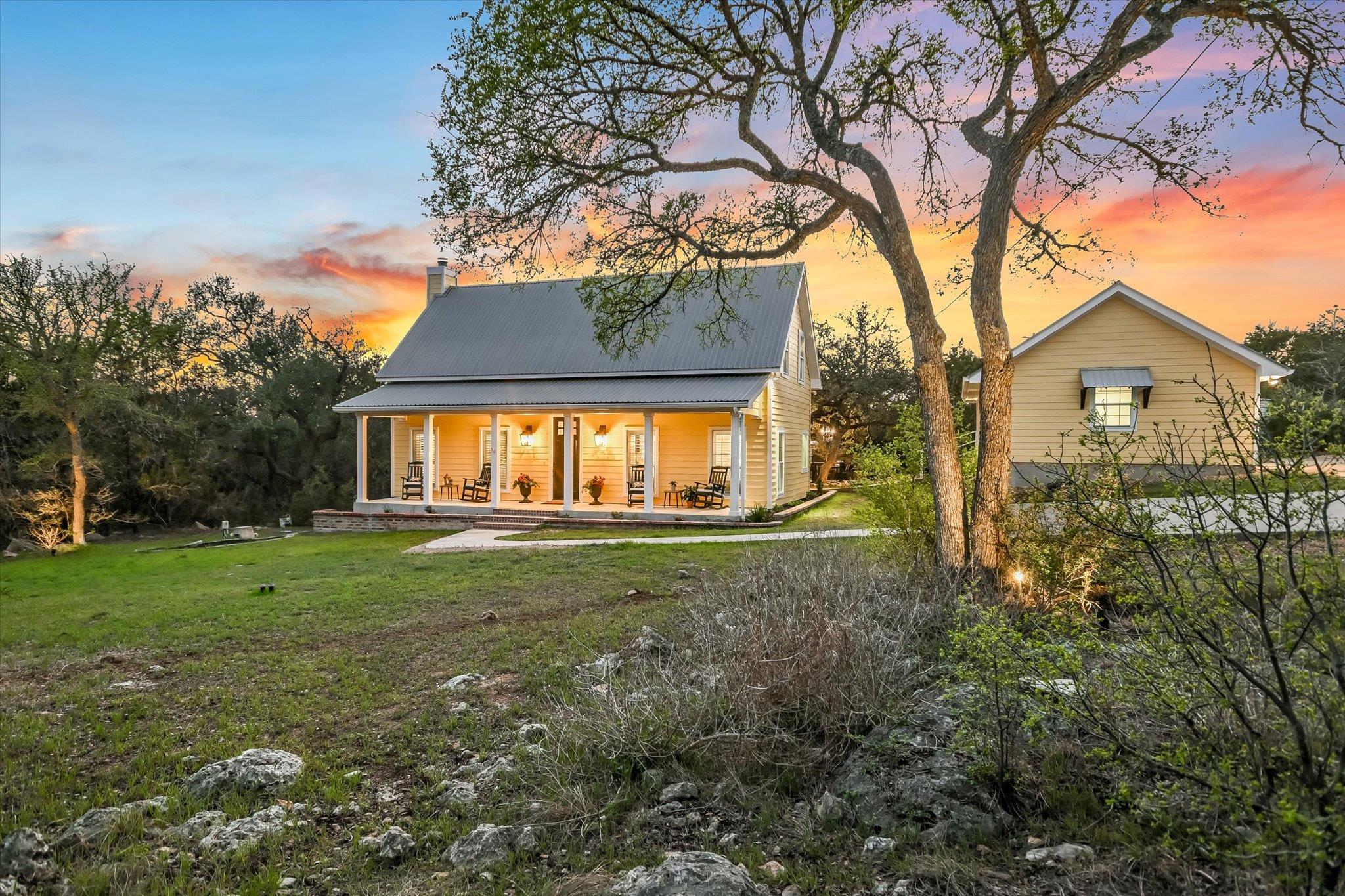 335 Deer Creek Dr, San Marcos, TX 78666