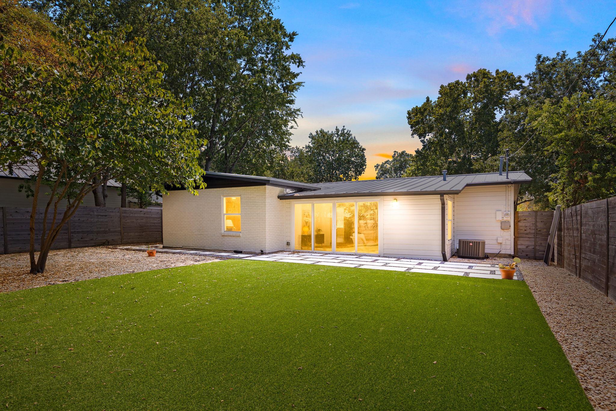 1006 Alegria Rd, Austin, TX 78757