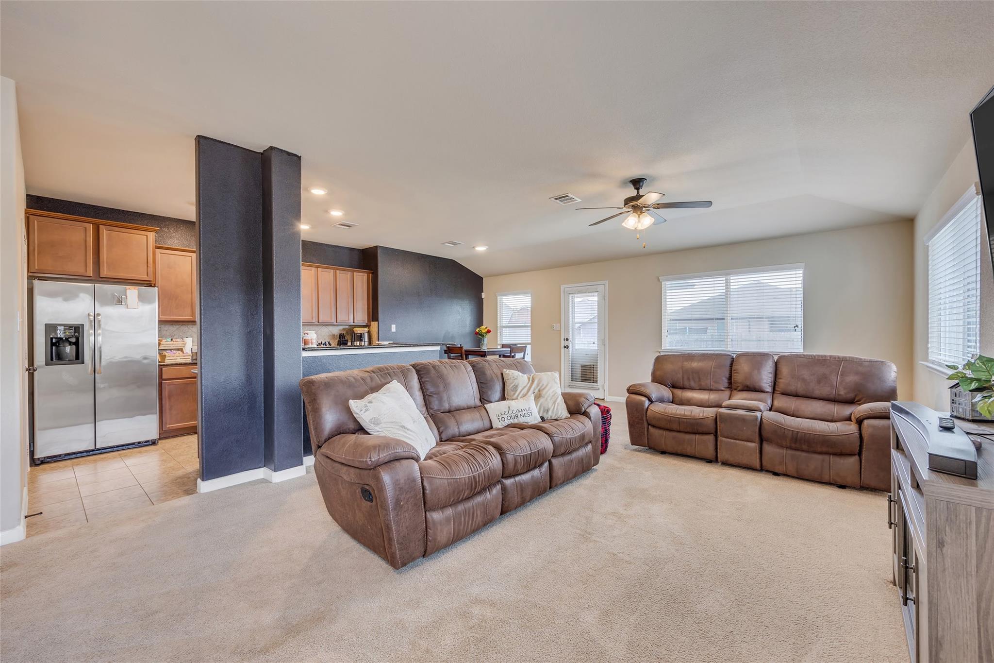 100 Balsam St, Hutto, TX 78634