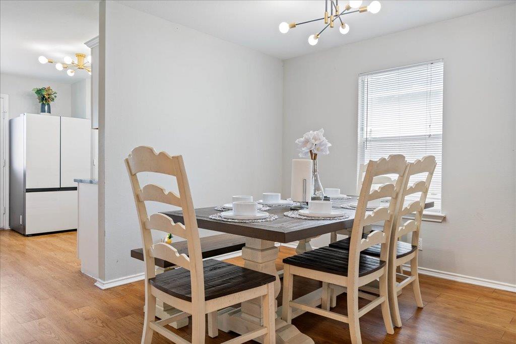 238 Saint Marys Dr, Hutto, TX 78634