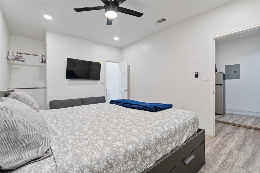 238 Saint Marys Dr, Hutto, TX 78634