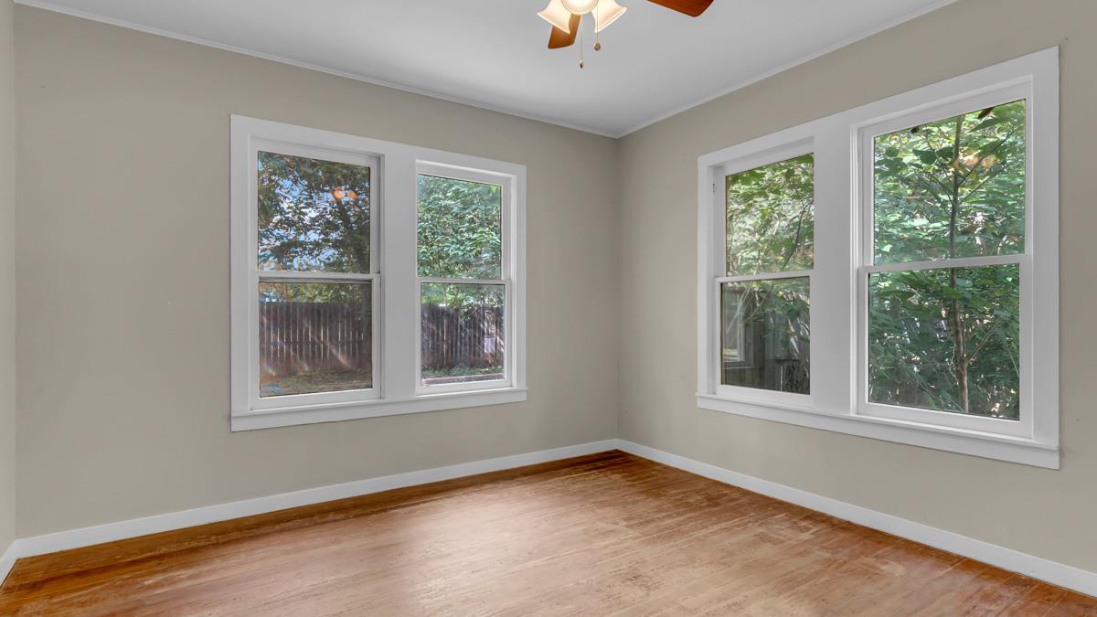 406 E Graves St, Burnet, TX 78611