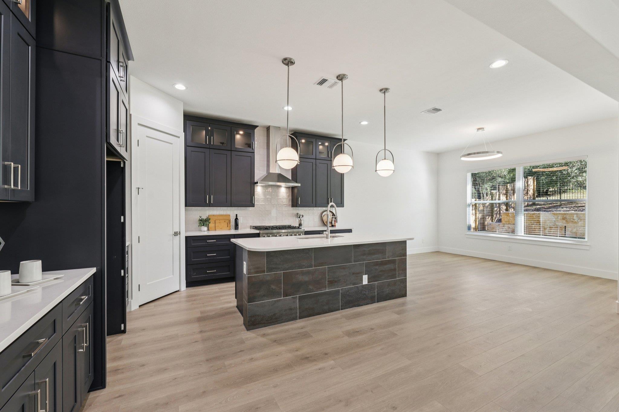 125 Colby Canyon Dr, Burnet, TX 78611