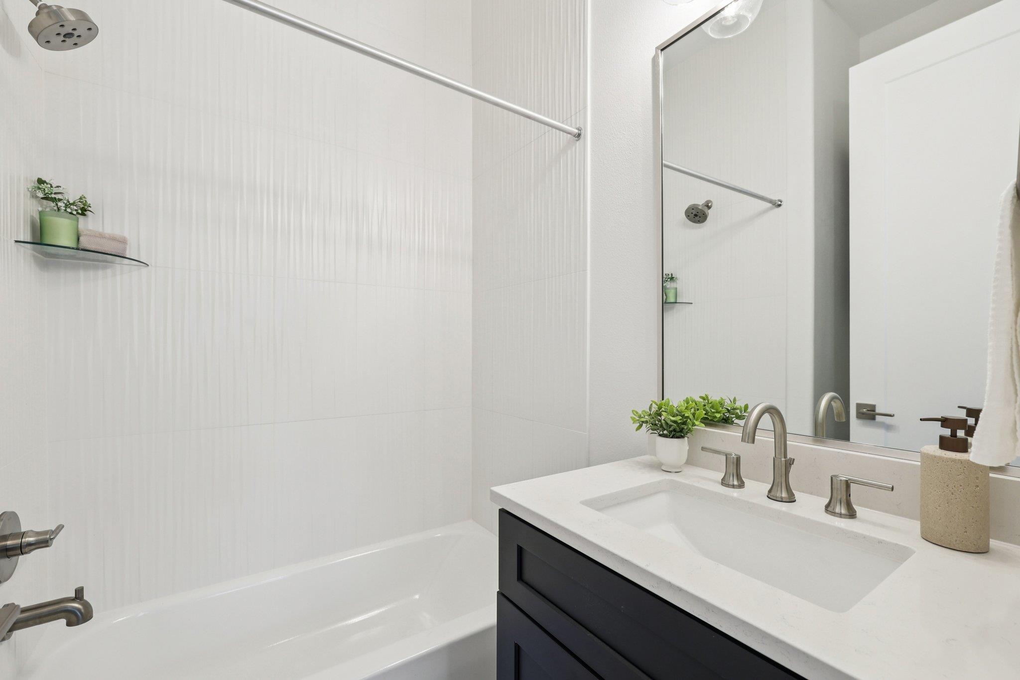 125 Colby Canyon Dr, Burnet, TX 78611