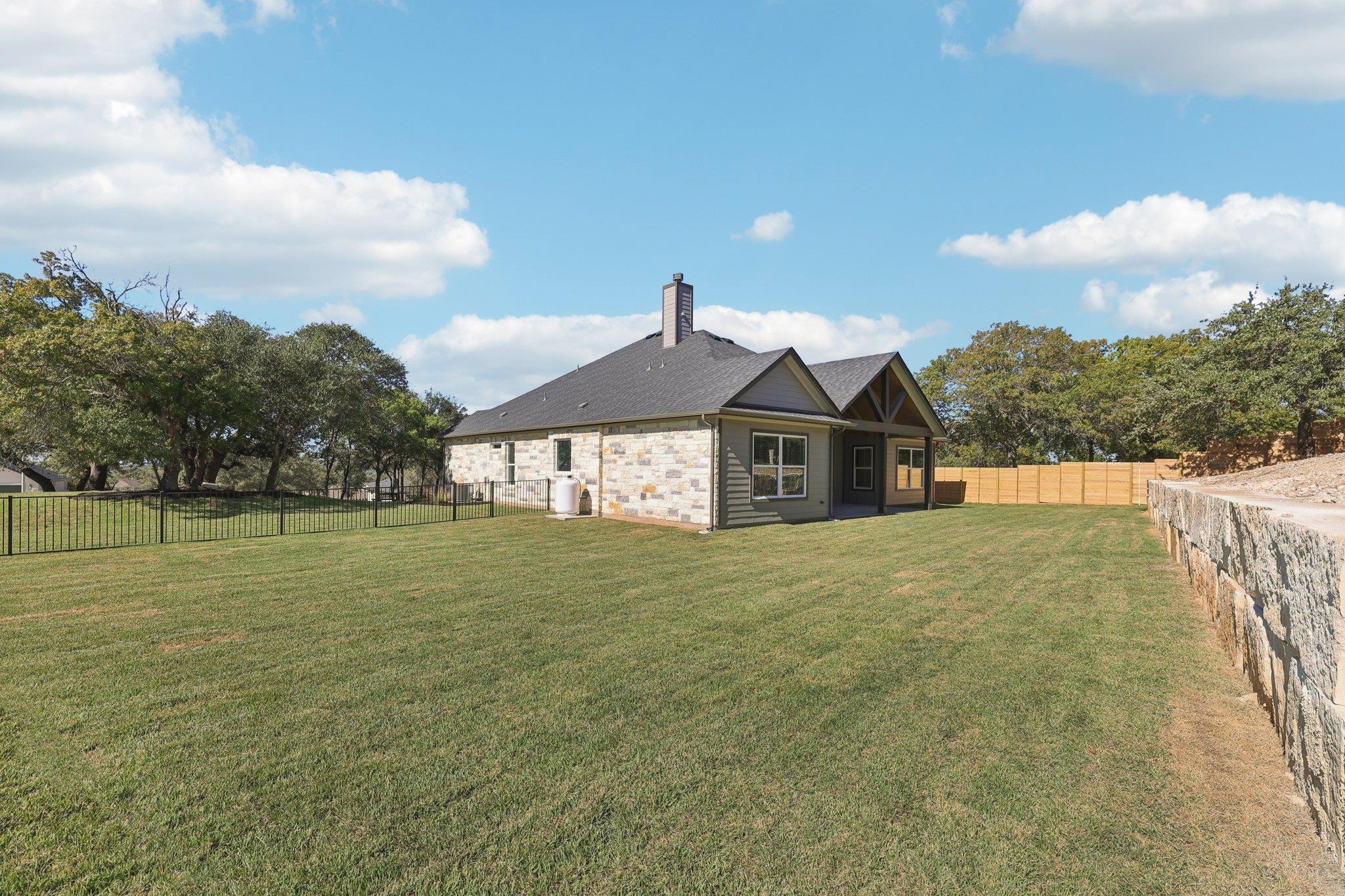 125 Colby Canyon Dr, Burnet, TX 78611