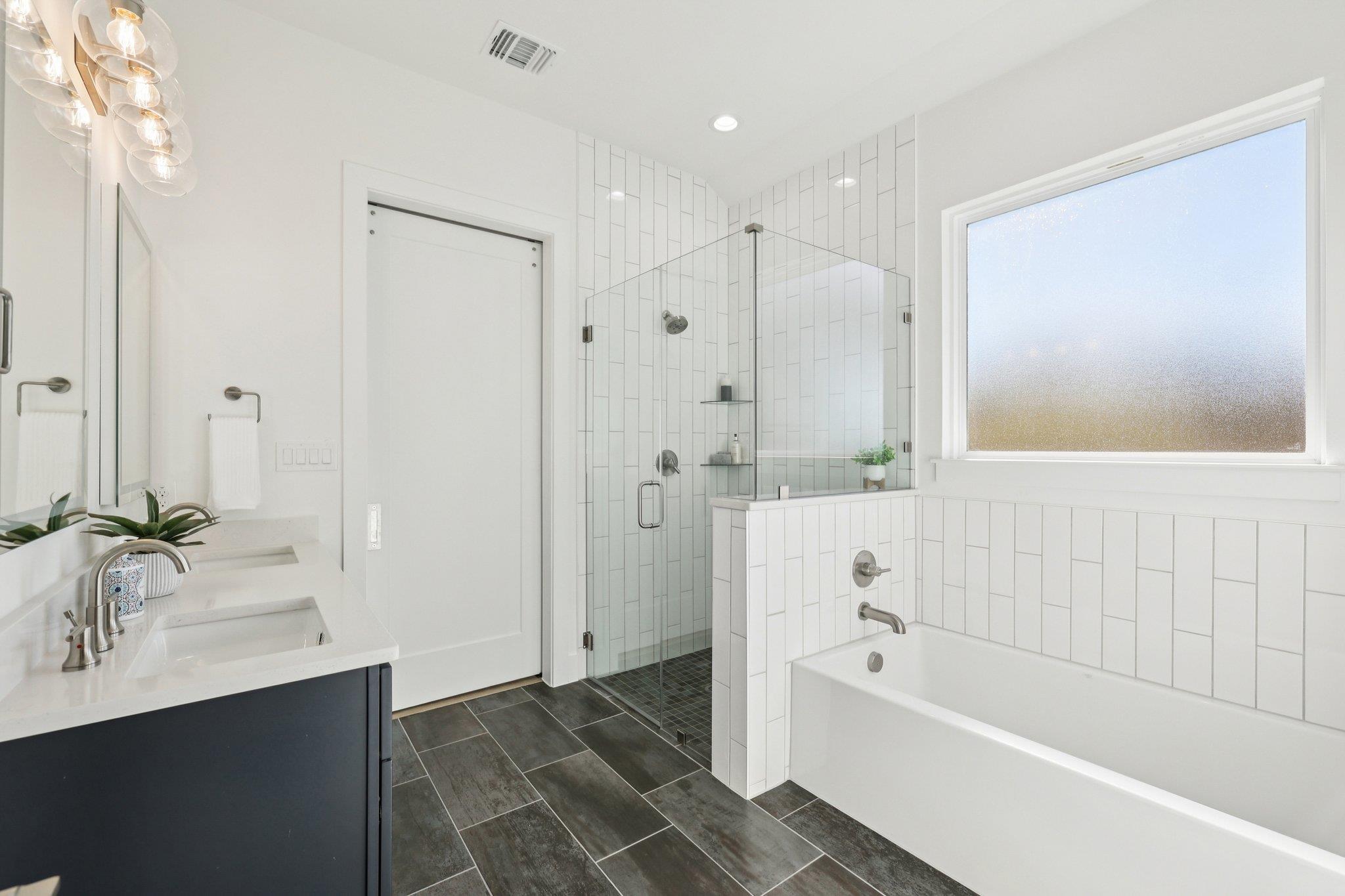 125 Colby Canyon Dr, Burnet, TX 78611